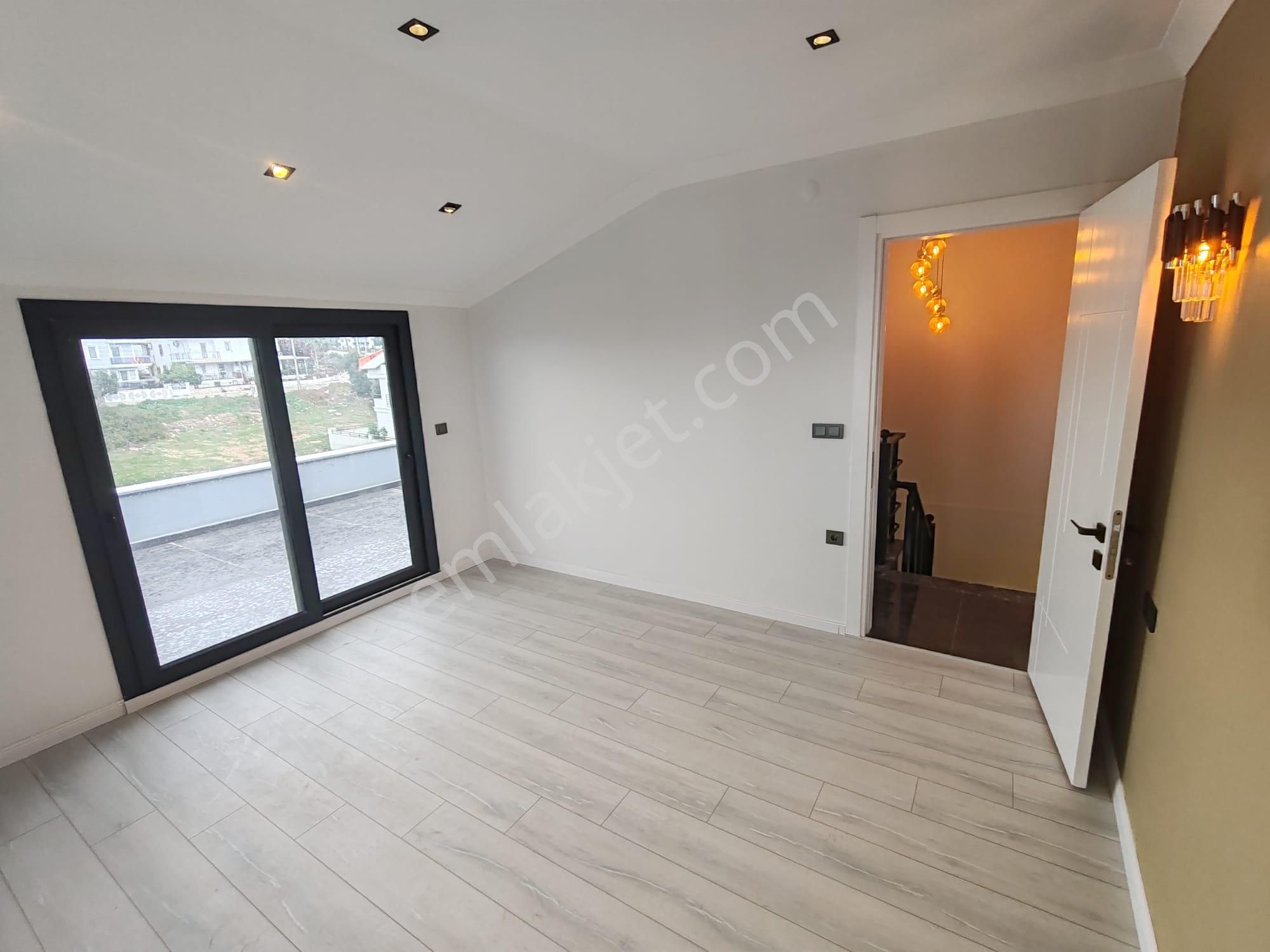 Didim Hisar'da 3+1 Tirpleks Fırsat Villa - Görsel 22