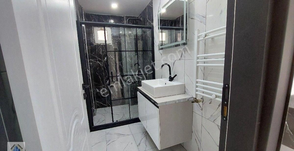 Akşemsettin'de 3 Cepheli Ful+ful Yapılı Kat Da 3+1 Daire - Görsel 20