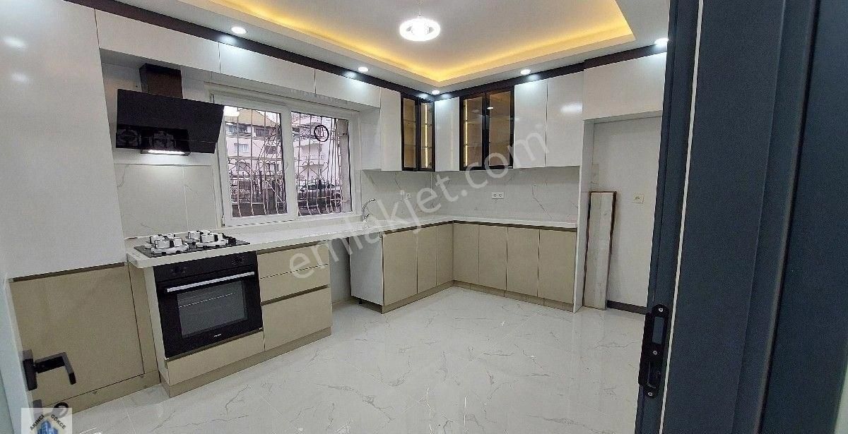 Etimesgut Piyade De Ful+ful Yapılı Yol Cephe 3+1 Daire - Görsel 17