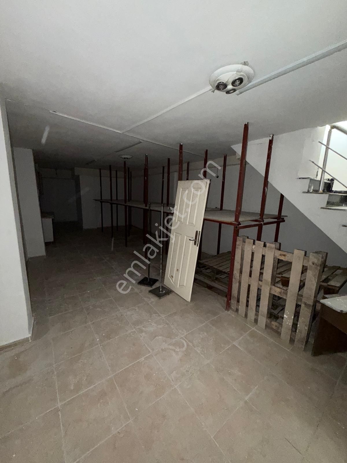 Telsizde Köşe Başı 2 Katlı Kiralık Dükkan - Görsel 6