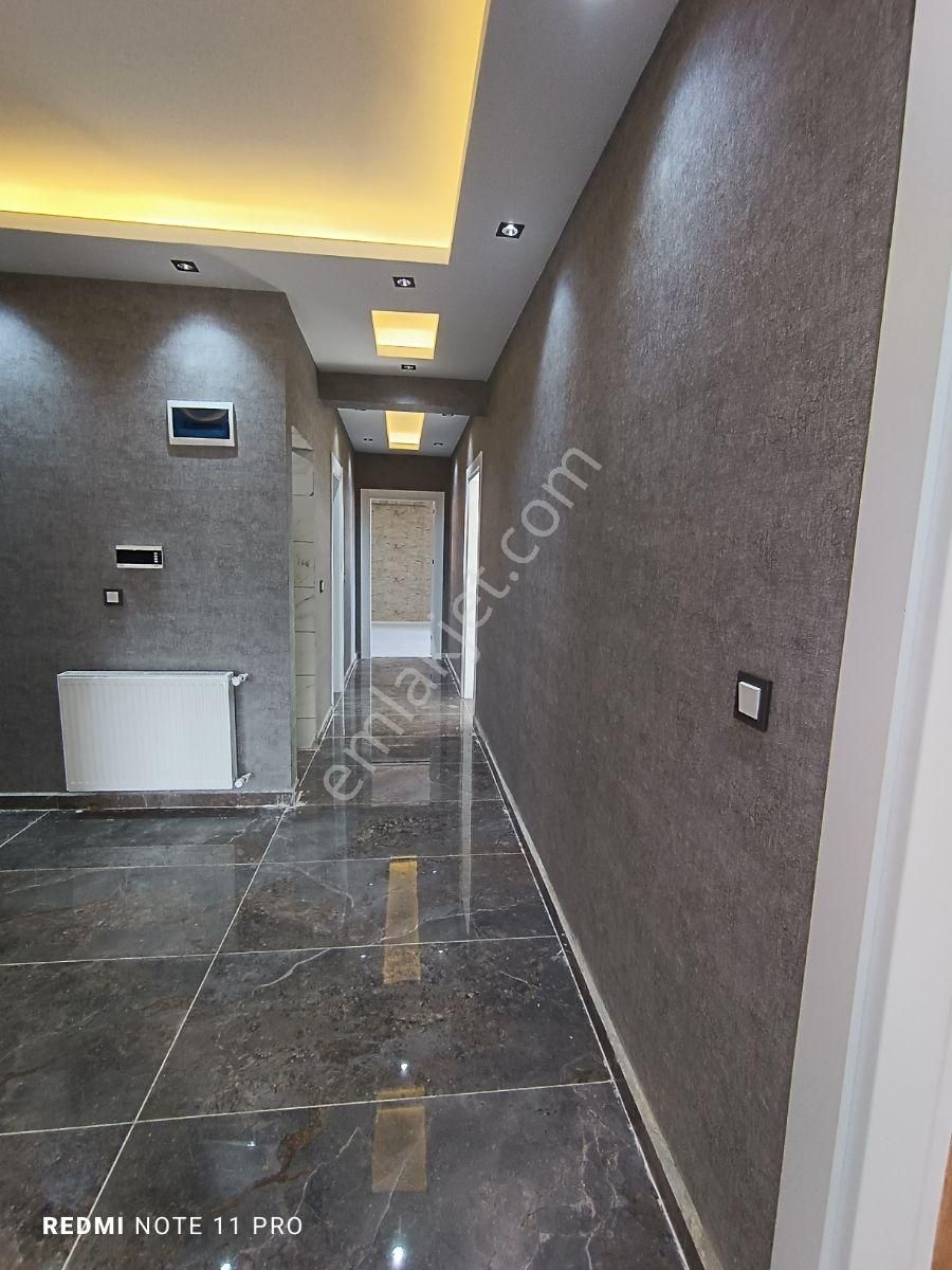 Göbeklitepe Emlaktan Mehmetçikte 3+1 Arakat Geniş Yeni Daire - Görsel 3