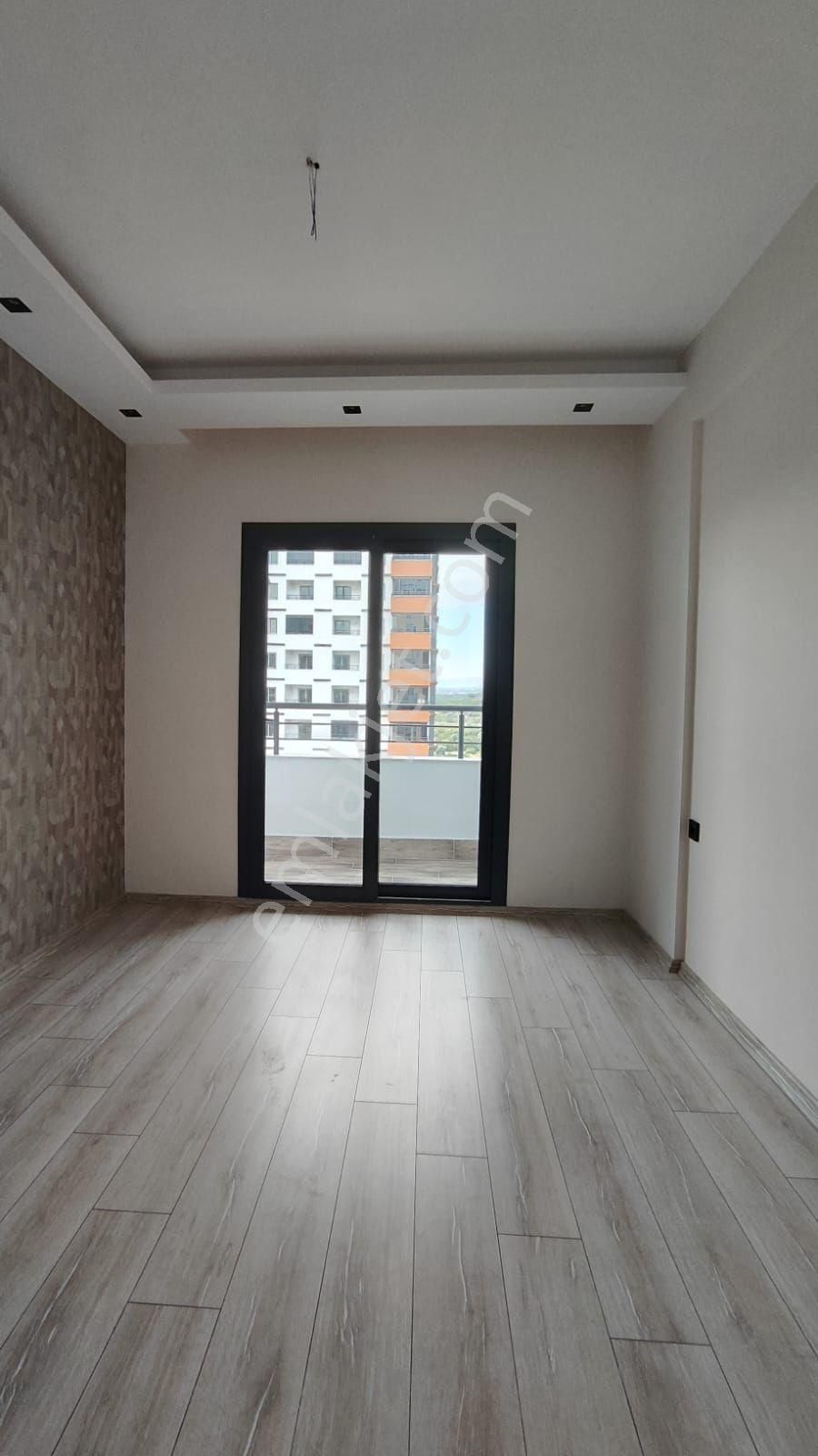 Thor'da Mezitli Akdeniz Mahallesinde Havuzlu 2+1 Kiralık Daire - Görsel 16