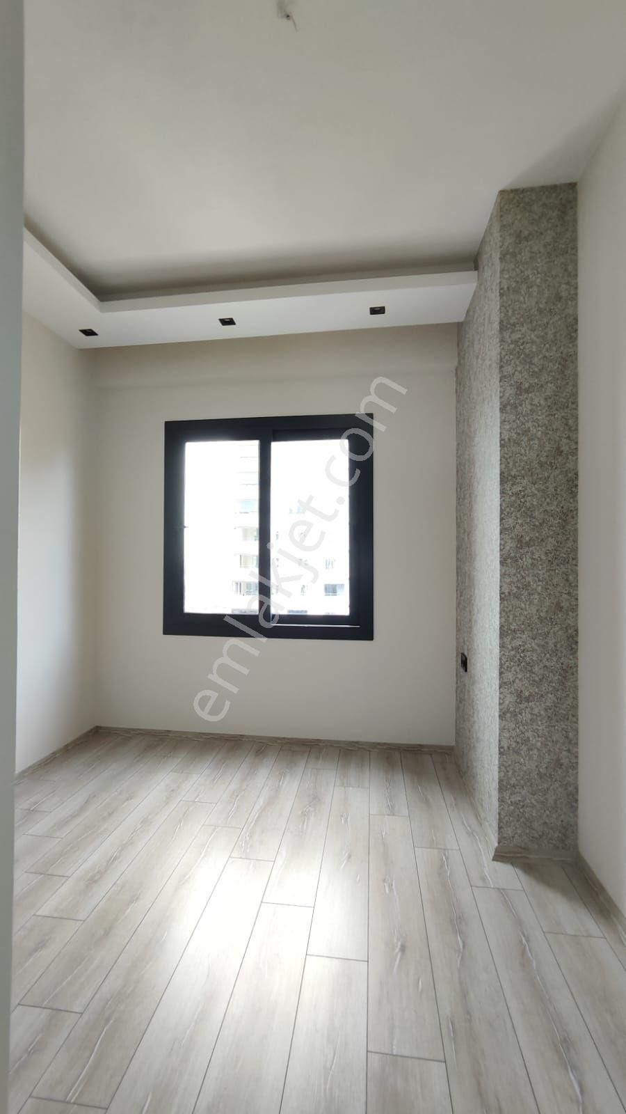 Thor'da Mezitli Akdeniz Mahallesinde Havuzlu 2+1 Kiralık Daire - Görsel 14