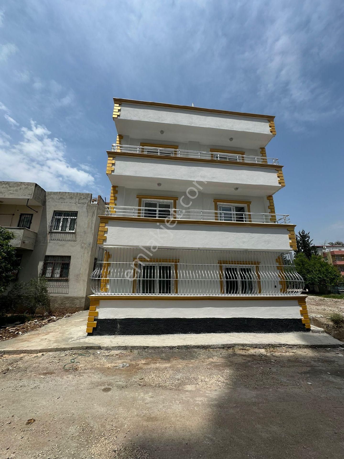 Satılık 3 Katlı Ev - Görsel 2