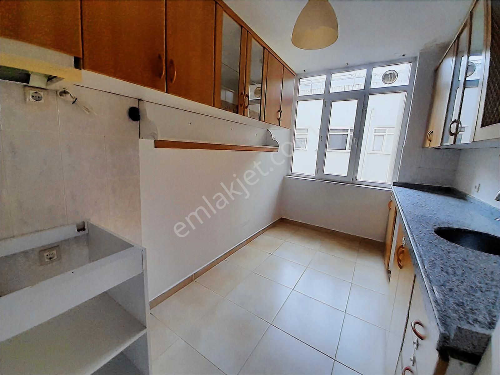 Ayrancı Yazanlar Sokak'ta 3+1 Kiralık Ön Cephe - Görsel 16