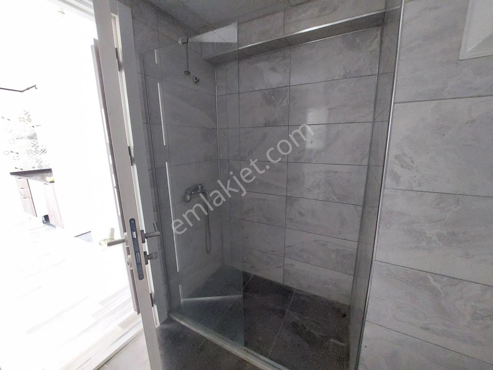 1+1 Çanakkale Kepez Hamidiye Mah. Geniş Cam Balkon - Görsel 3