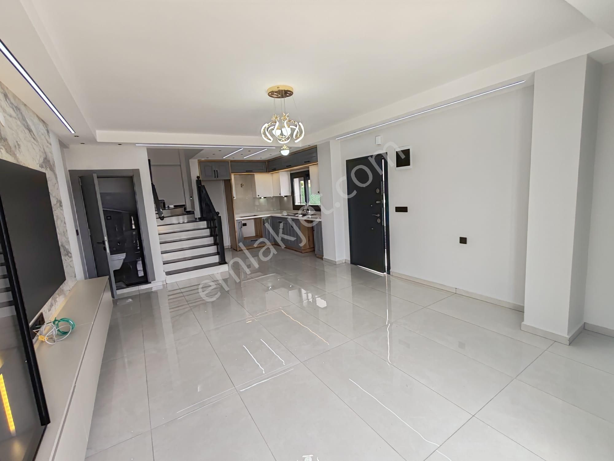 Didim'de Lüks 3+1 Havuzlu Villa - Görsel 7