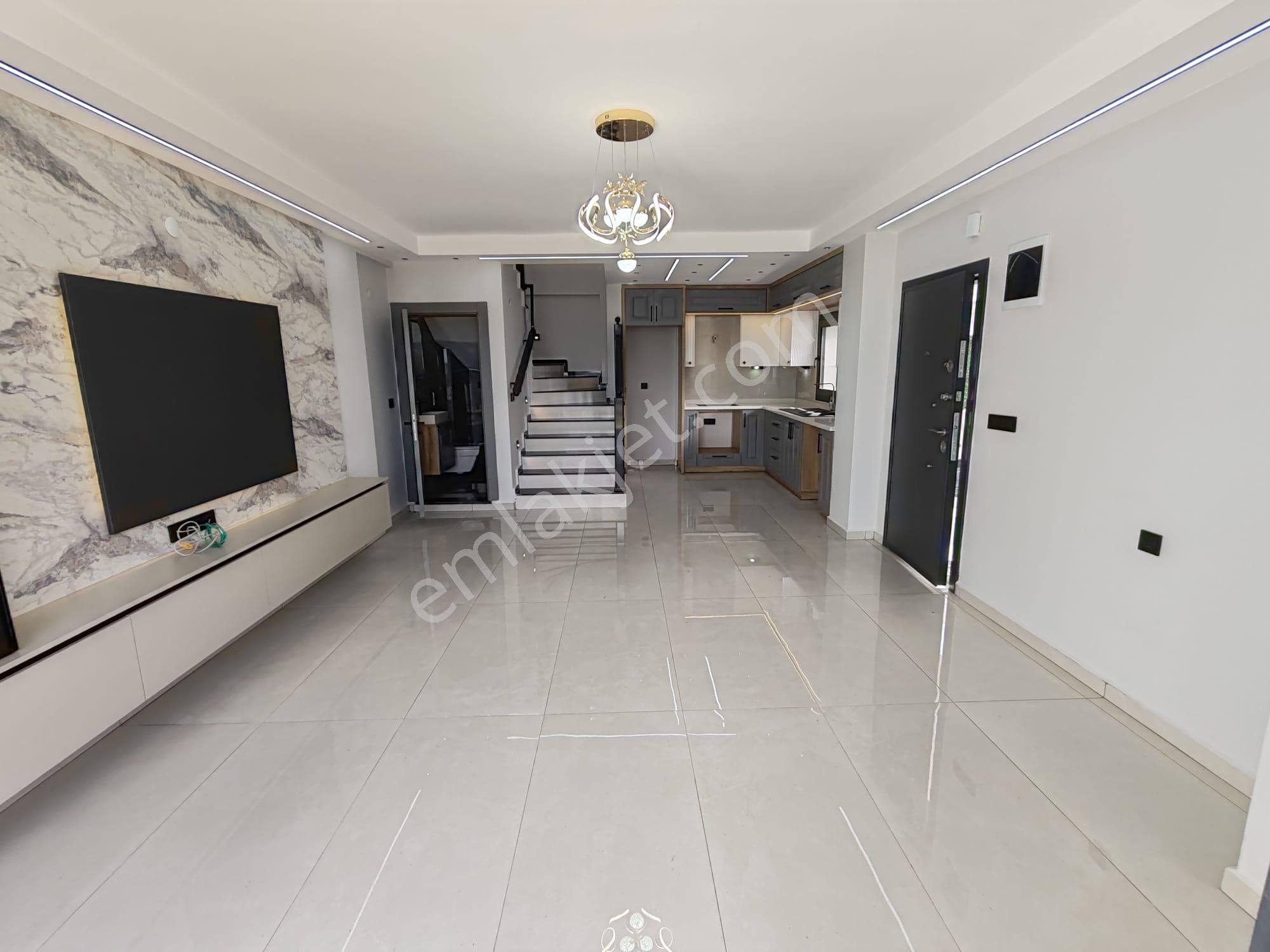 Didim'de Lüks 3+1 Havuzlu Villa - Görsel 6