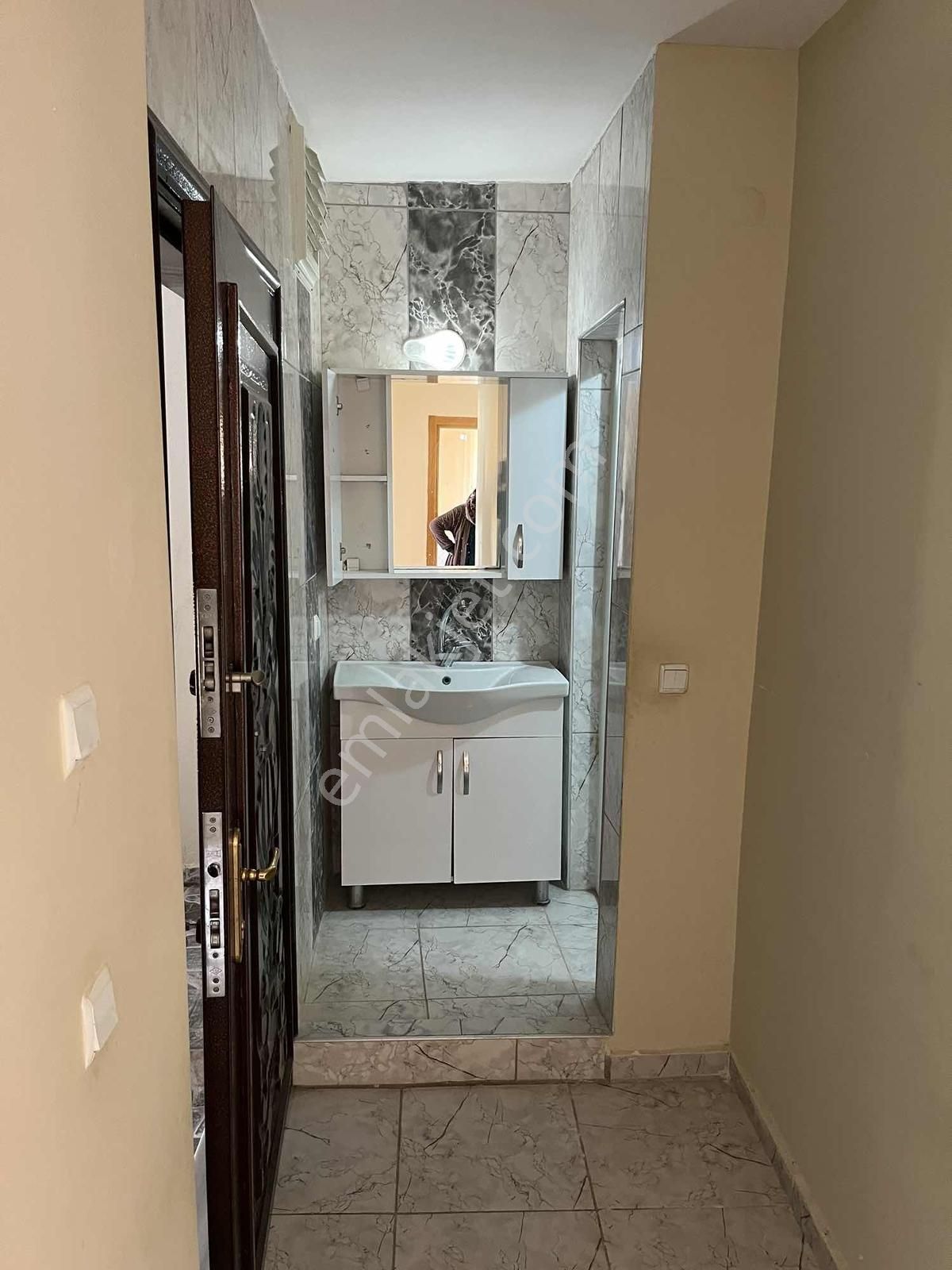 Yeşiltepe Mh. 3+1 Geniş Oturumlu Doğalgazlı Evimiz Kiralıktır - Görsel 20