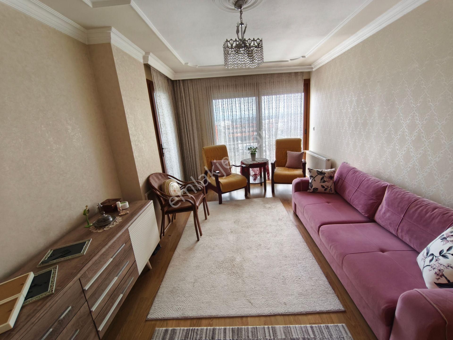 Lüks Eşyalı Oldukça Ferah Geniş 3 Cepheli140m2 2+1 Kiralık Daire - Görsel 23