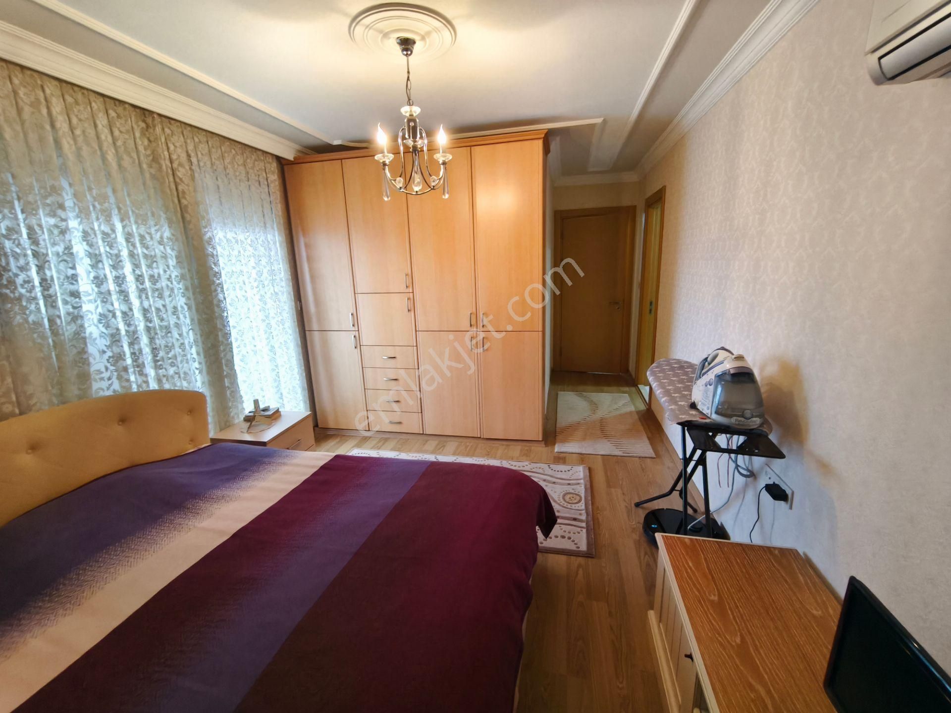 Lüks Eşyalı Oldukça Ferah Geniş 3 Cepheli140m2 2+1 Kiralık Daire - Görsel 31