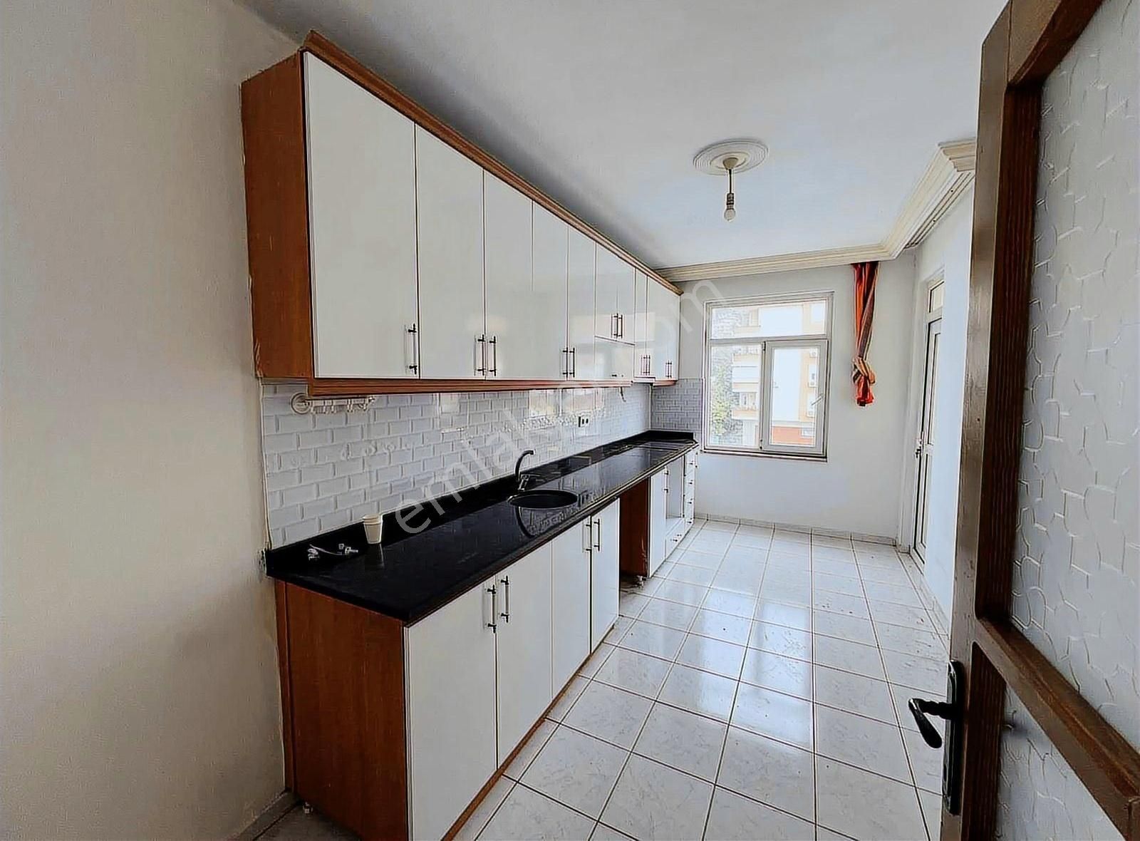 Sugözü Mah Satılık 3+1 150m2 Ayrı Mutfak Daire - Görsel 5