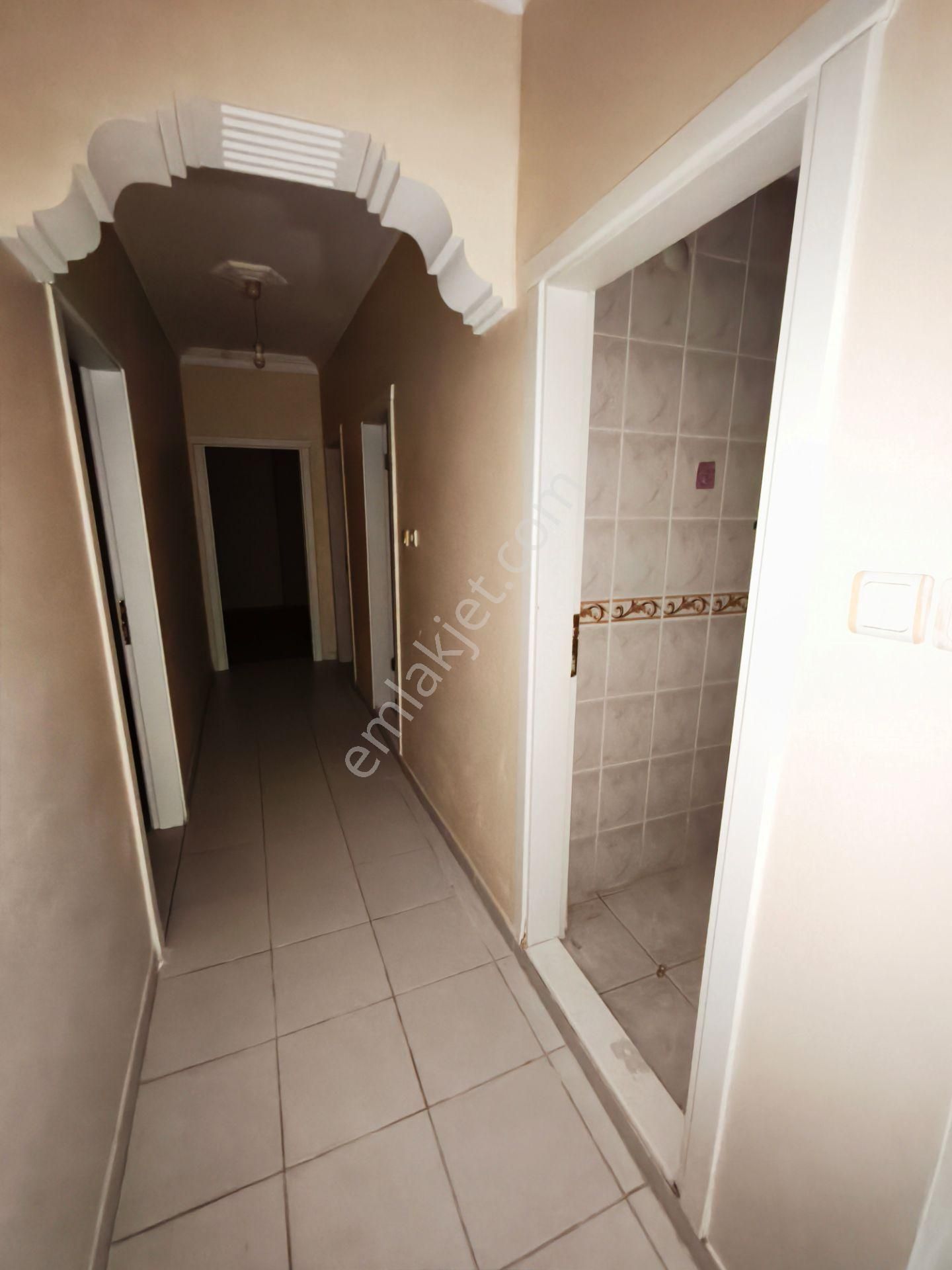 Eyüp İslambey Mh. 3+1 / 120m2 / Bakımlı , Bahçeli , Kombili , Aileye - Görsel 6