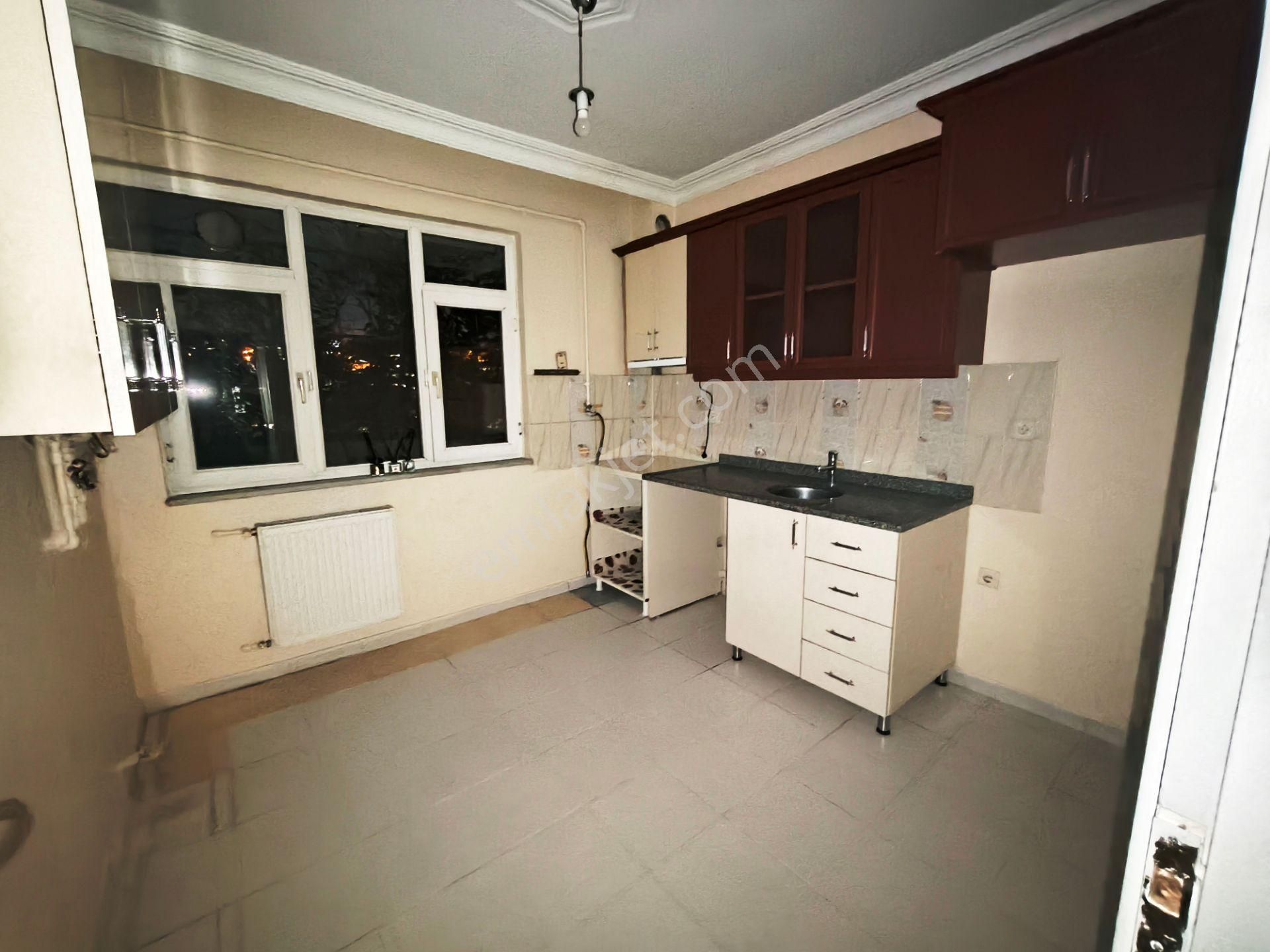 Eyüp İslambey Mh. 3+1 / 120m2 / Bakımlı , Bahçeli , Kombili , Aileye - Görsel 10