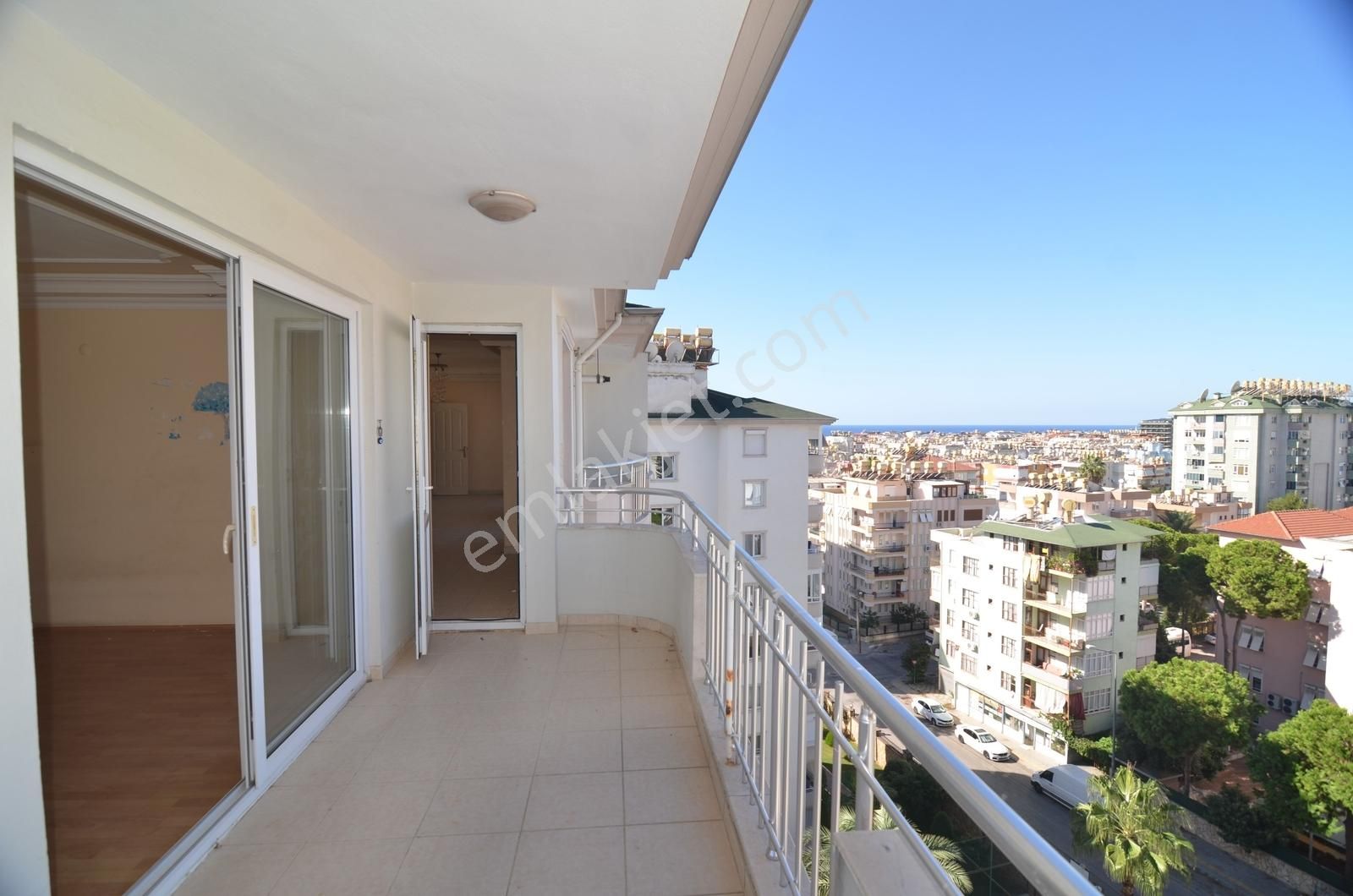 Alanya Galaksi Sitesi'de Satılık 5+1 Çift Daire - Görsel 21