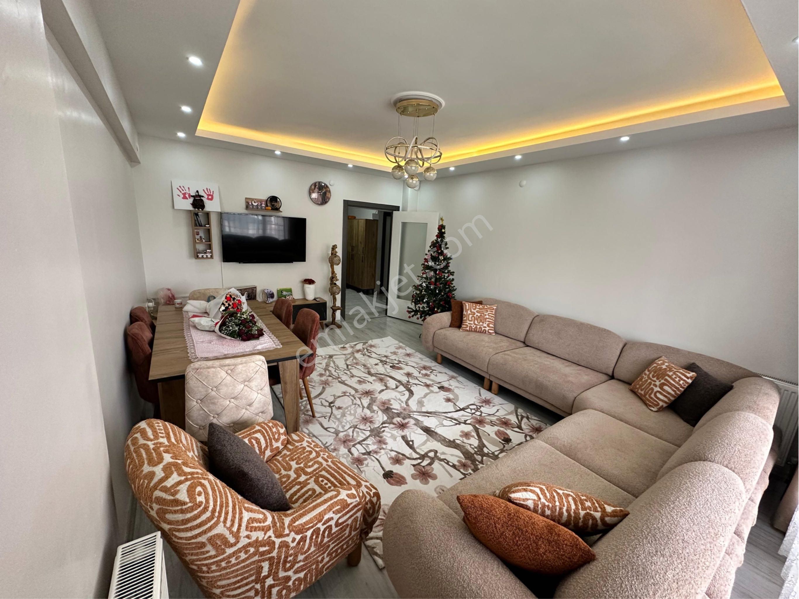 Karapürçek’te Altınkale Sitesi İçerisünde Geniş 2+1 Lüx Daire - Görsel 2