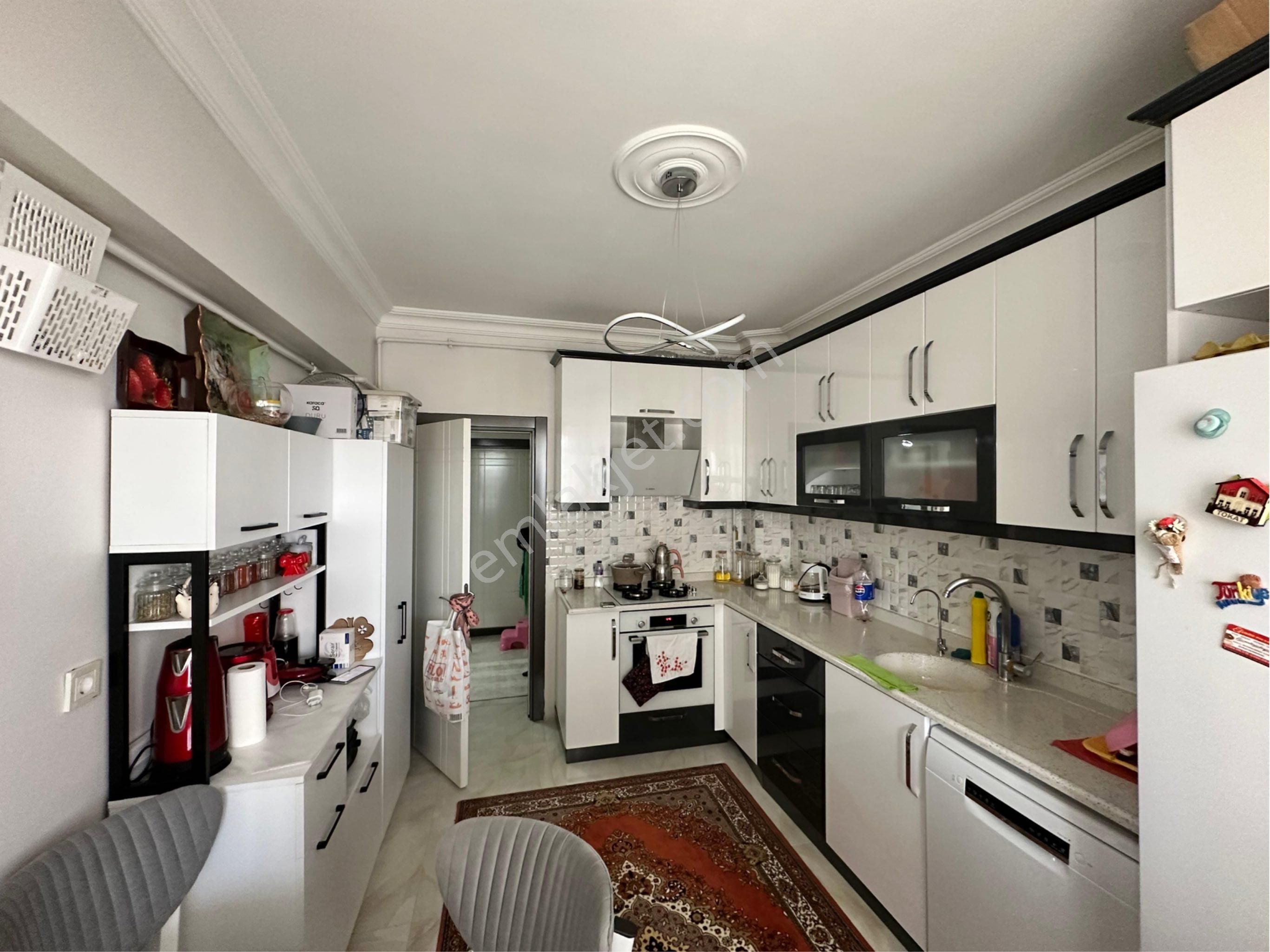 Karapürçek’te Altınkale Sitesi İçerisünde Geniş 2+1 Lüx Daire