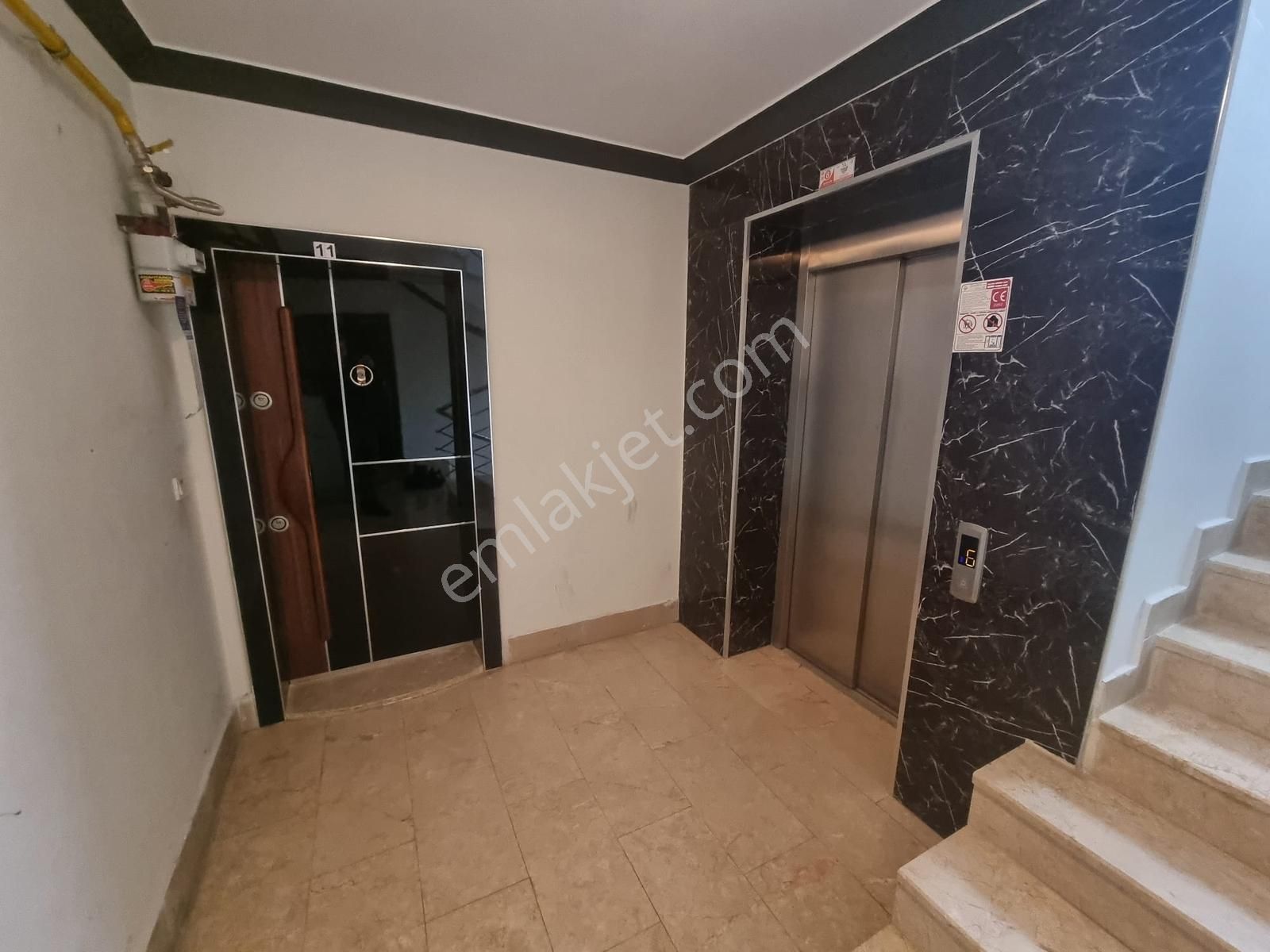 Sancaktepe Merkezde Ultra Lüks Kiralık 4+1 - Görsel 3