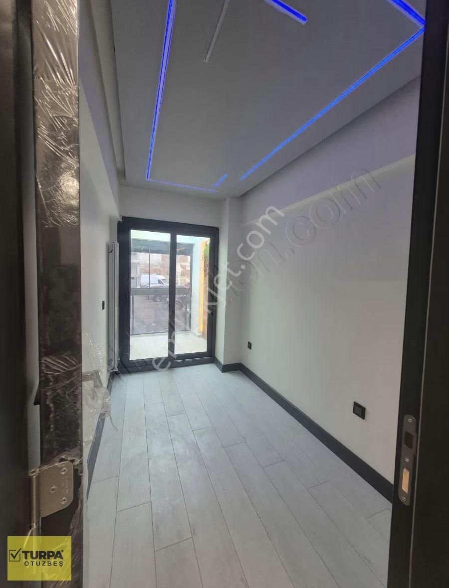 Turpa Otuzbeş'ten Emsalsiz Tasarımlı 3+1 Daire