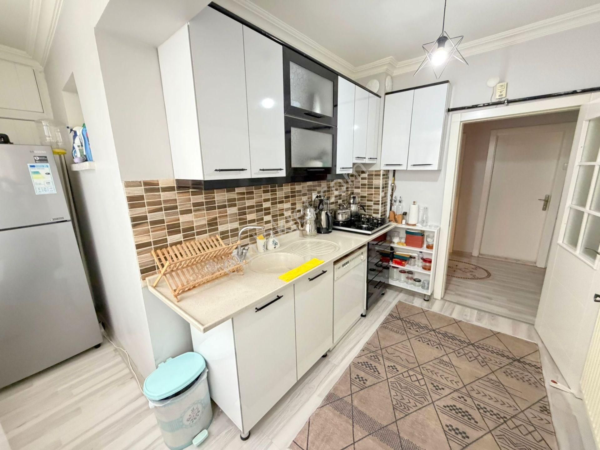 Şafak'tan Danışment Göbek Yakını 3+1 Orta Kat Ful Yapılı Kiralık - Görsel 7