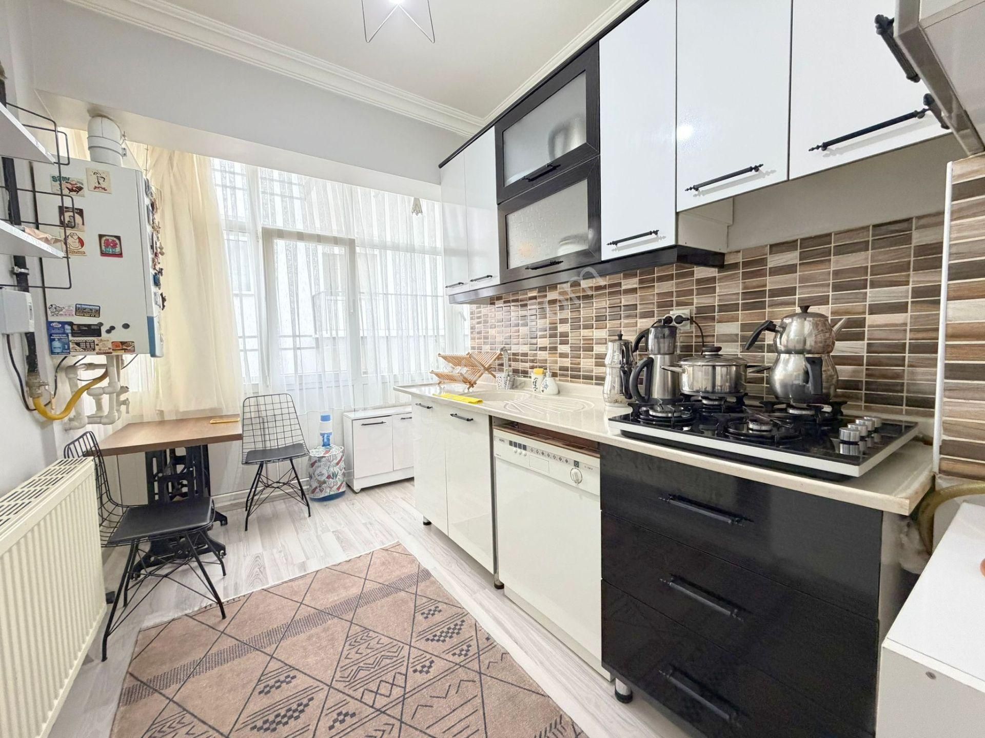 Şafak'tan Danışment Göbek Yakını 3+1 Orta Kat Ful Yapılı Kiralık - Görsel 5