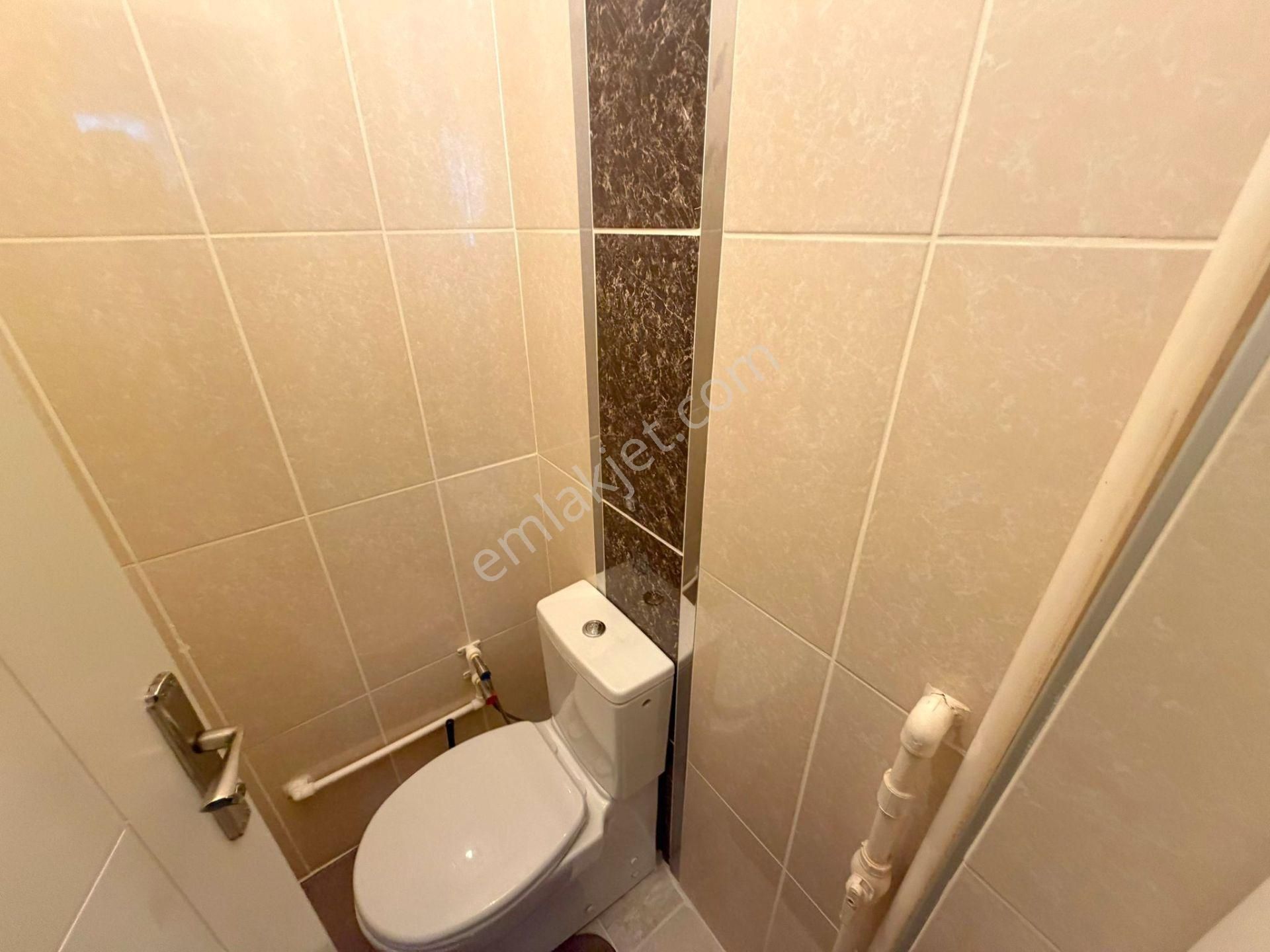 Şafak'tan Danışment Göbek Yakını 3+1 Orta Kat Ful Yapılı Kiralık - Görsel 33