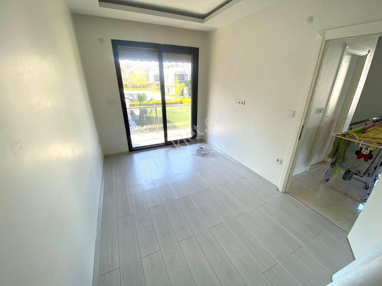 🏡 Aktiften Pelitköyde Kaliteyi Hissedeceğiniz 3+1 Satılık Villa - Görsel 12