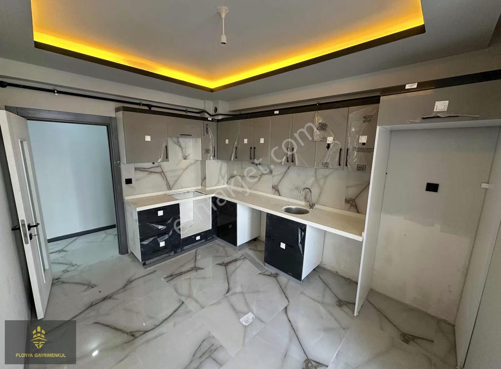 Şirintepe Mah Yunusemre Spor Tesisleri Yakını 3+1 Satılık Daire