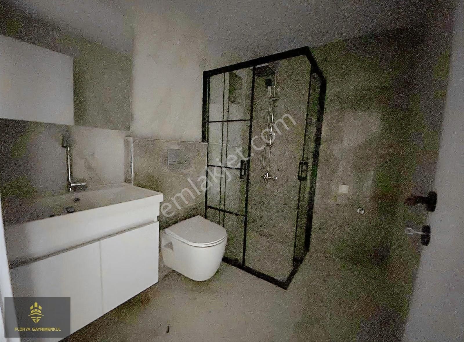 Esentepe'de Emniyet Müdürlüğü Yakını Sıfır 3+1 Daire - Görsel 13