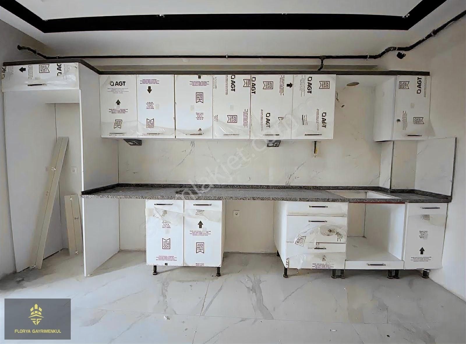 Esentepe'de Emniyet Müdürlüğü Yakını Sıfır 3+1 Daire - Görsel 18