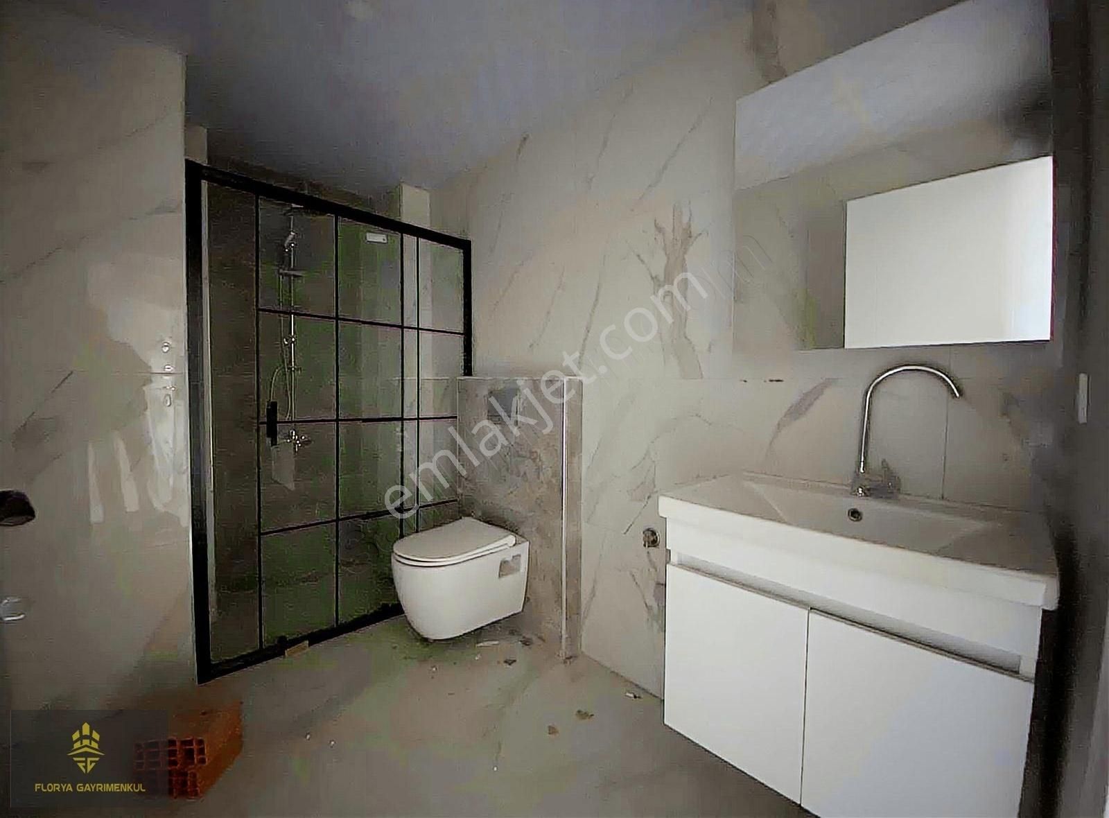 Esentepe'de Geniş Tei Ve Emniyet Müdürlüğü Yakını 1+1 Daireler - Görsel 11