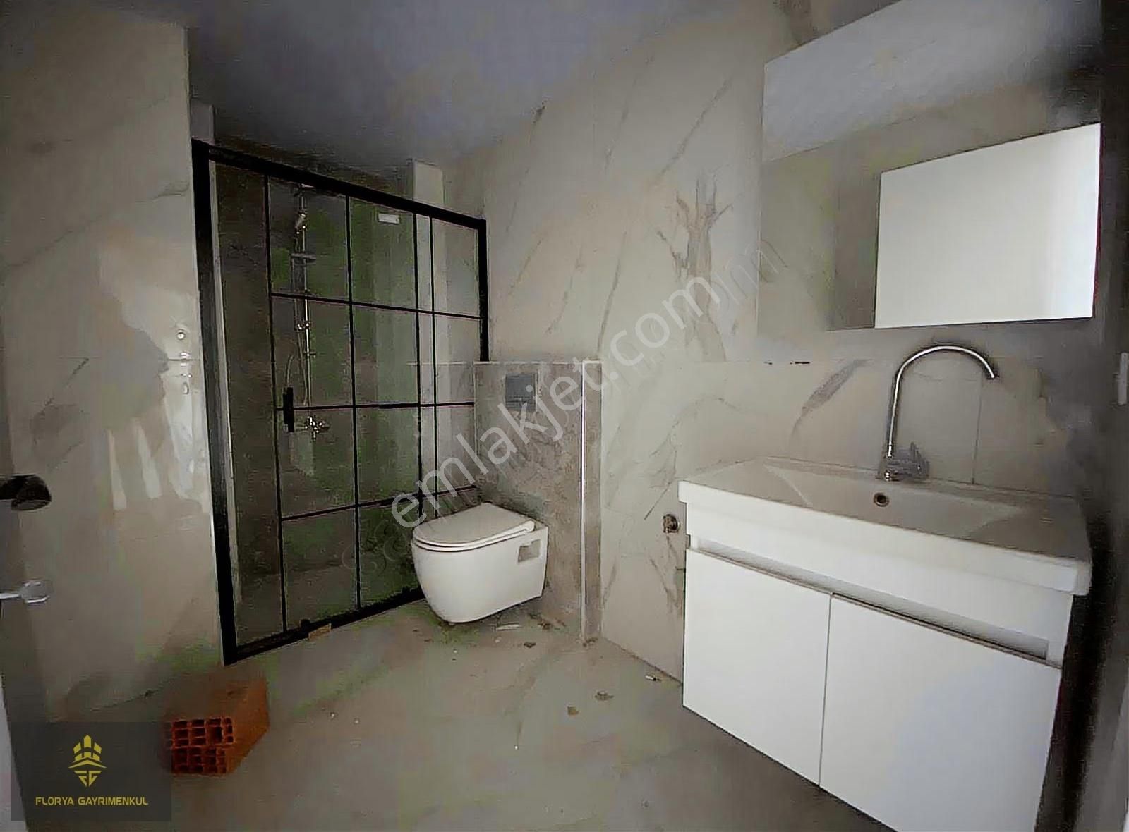 Esentepe'de Geniş Tei Ve Emniyet Müdürlüğü Yakını 1+1 Daireler - Görsel 5