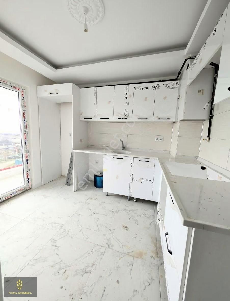 Satılık 2+1 Önü Açık Ferah Daire Balkonlu-asansörlü-köşe Daire - Görsel 13