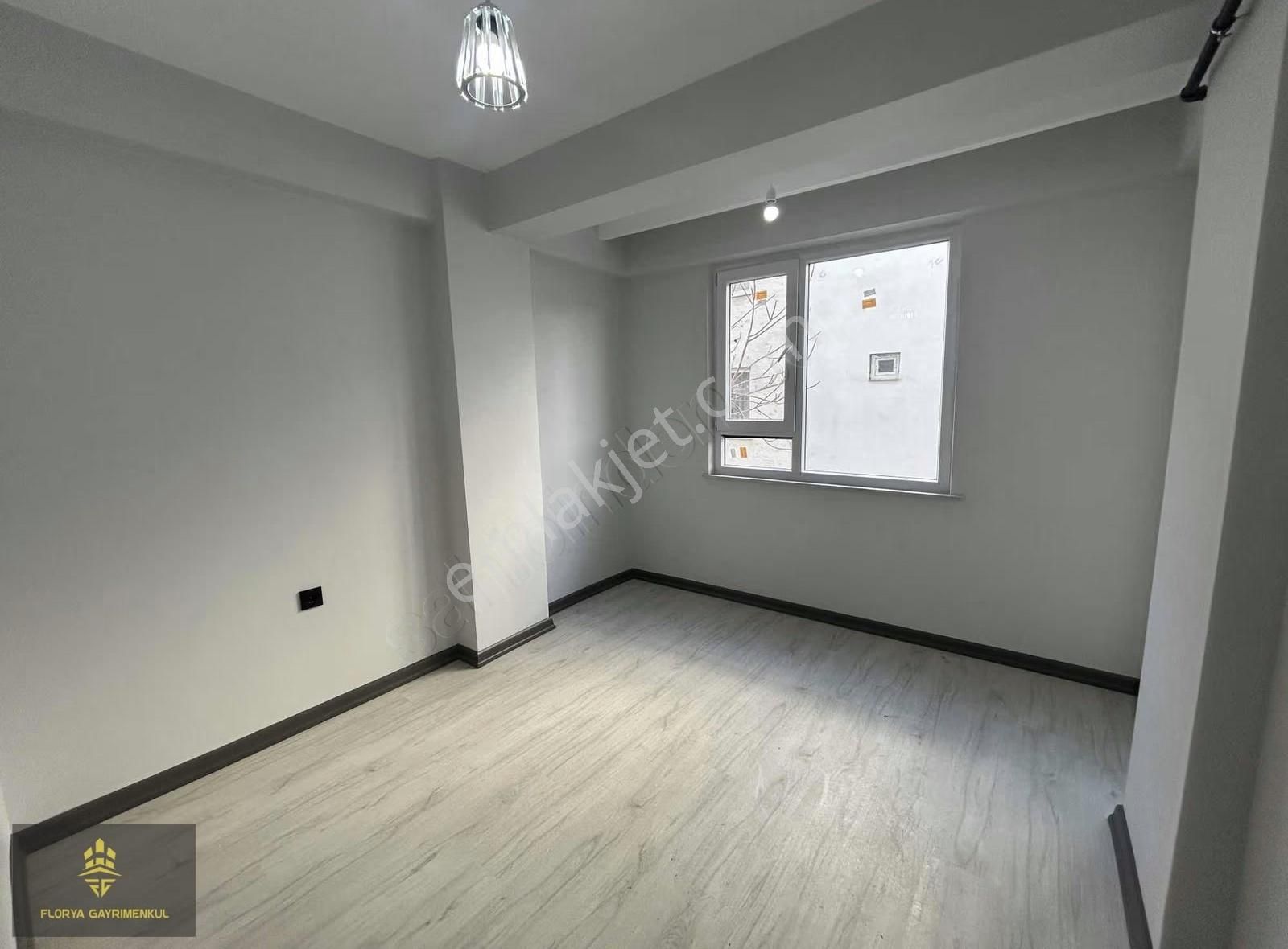 Anadolu Üniv. Yakını Sıfır Yerden Isıtmalı Balkonlu 1+1 Daire - Görsel 21