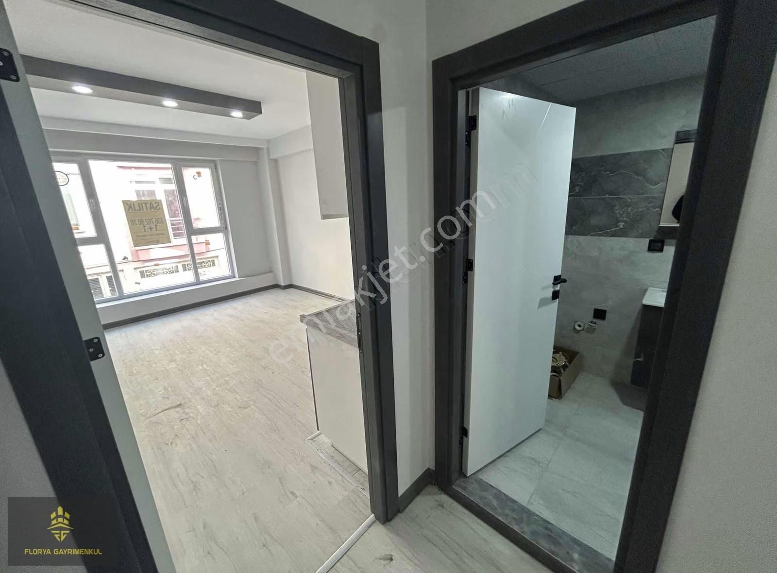 Anadolu Üniv. Yakını Sıfır Yerden Isıtmalı Balkonlu 1+1 Daire - Görsel 7