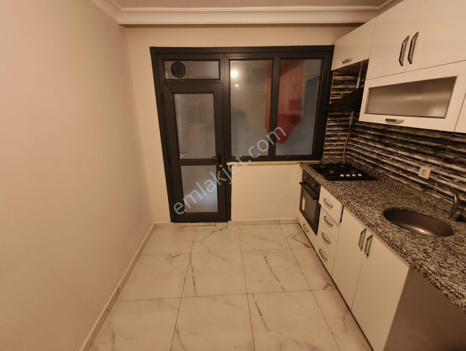 Balcıoğlundan Altıntepsi Mah. Filiz Sokakta Satılık 5 Yıllık Yarı Bodrum Daire - Görsel 13