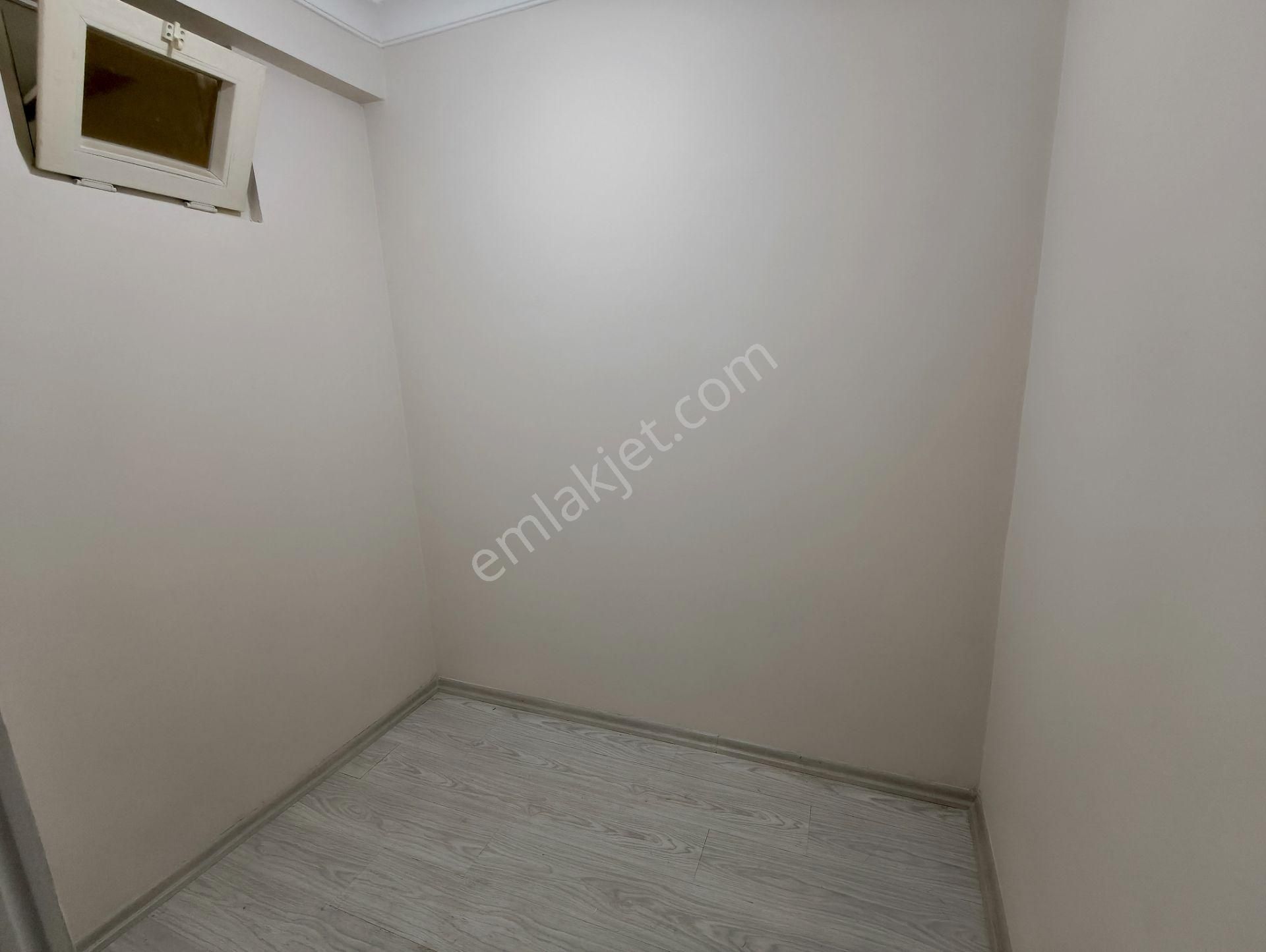 Balcıoğlundan Altıntepsi Mah. Filiz Sokakta Satılık 5 Yıllık Yarı Bodrum Daire - Görsel 4