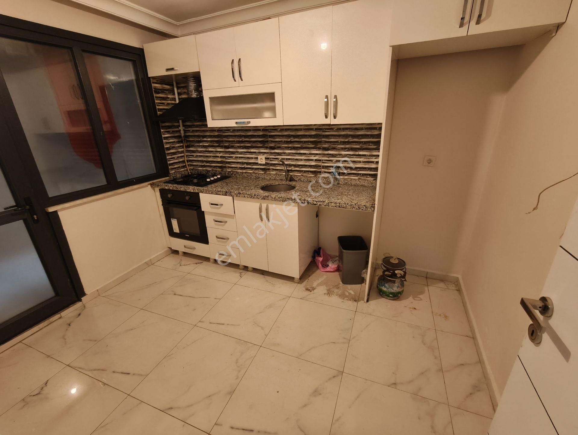 Balcıoğlundan Altıntepsi Mah. Filiz Sokakta Satılık 5 Yıllık Yarı Bodrum Daire - Görsel 12