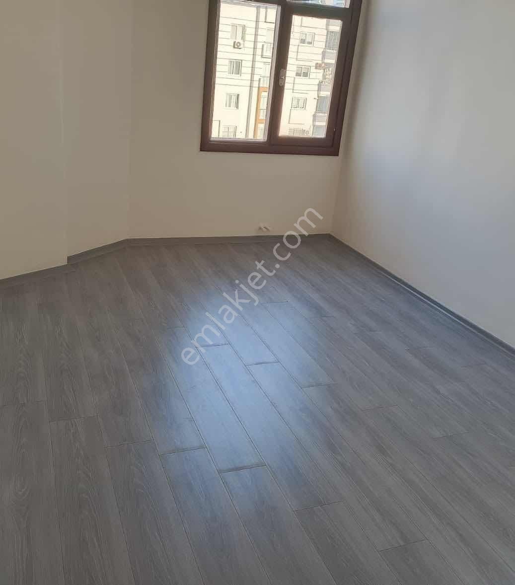 Metin Gayrimenkul'den Mezitli Yenimahhalede Geniş Kiralık - Görsel 3