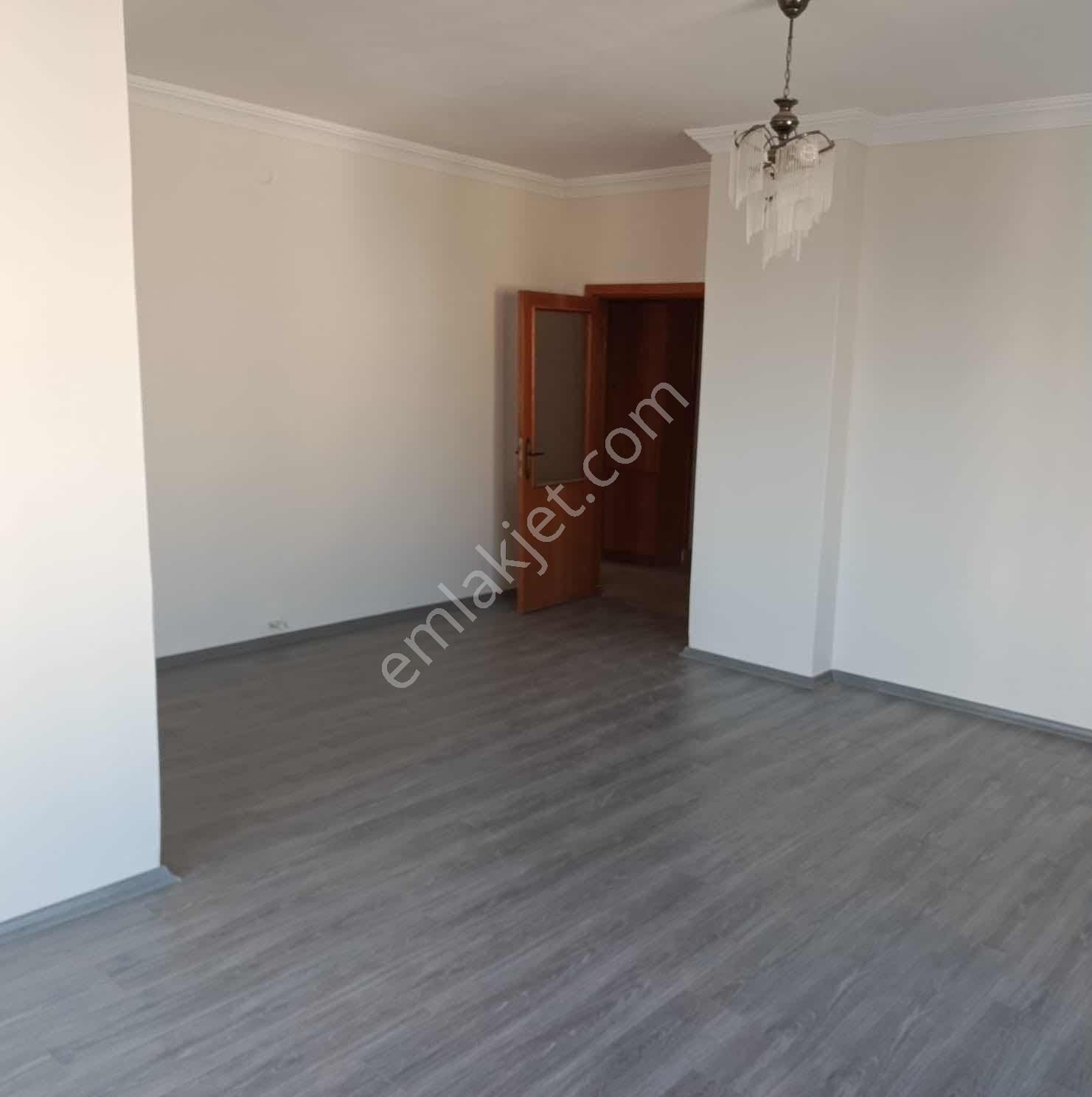 Metin Gayrimenkul'den Mezitli Yenimahhalede Geniş Kiralık - Görsel 7