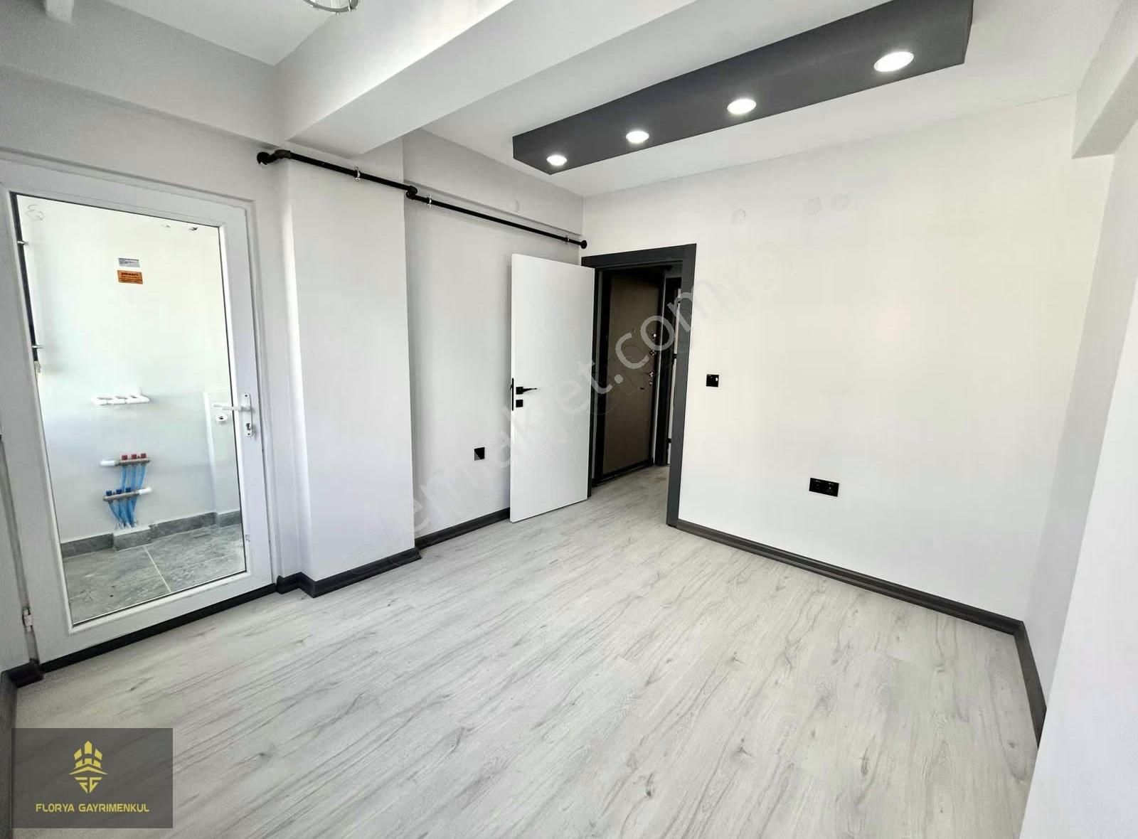 İsmet İnönü Cad. Ve Anadolu Üniv Yakını Sıfır Yüksek Kredili 3+1 - Görsel 26