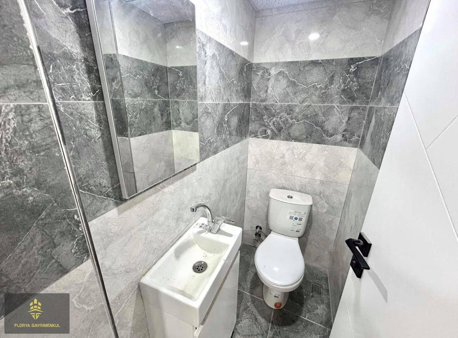 İsmet İnönü Cad. Ve Anadolu Üniv Yakını Sıfır Yüksek Kredili 3+1 - Görsel 15