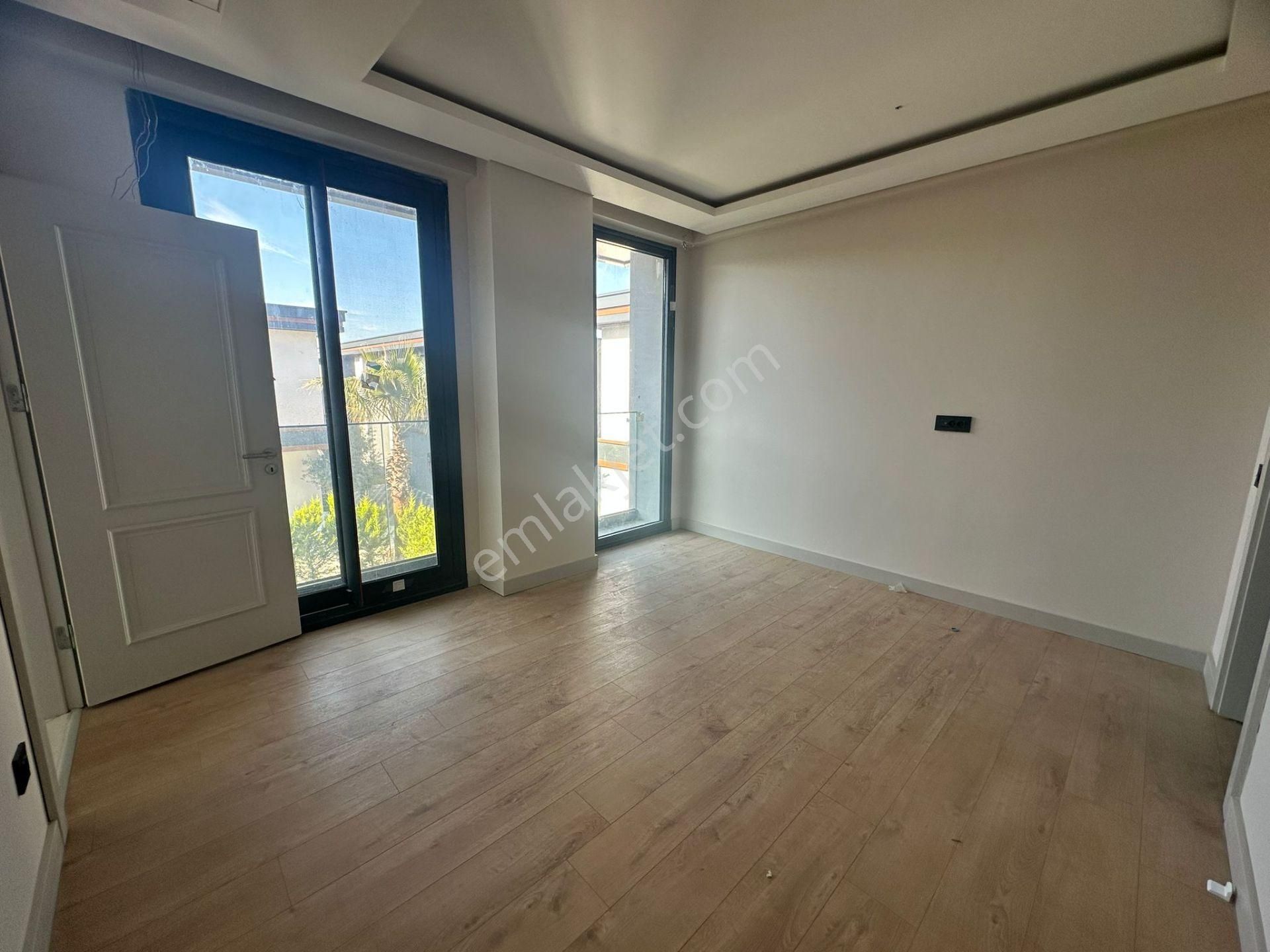 Sasalı'da Müstakil Havuzlu Otoparklı 220 M2 Satılık Villa - Görsel 9