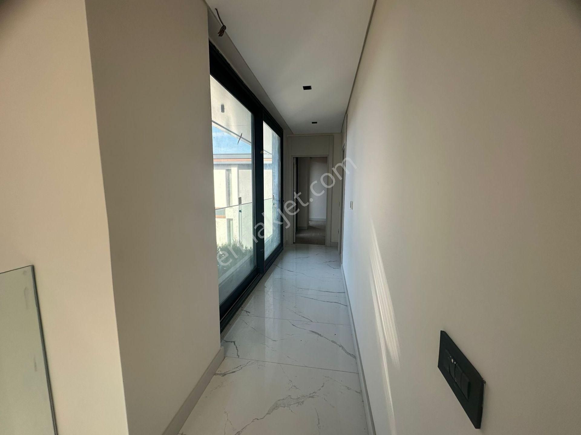 Sasalı'da Müstakil Havuzlu Otoparklı 220 M2 Satılık Villa - Görsel 21