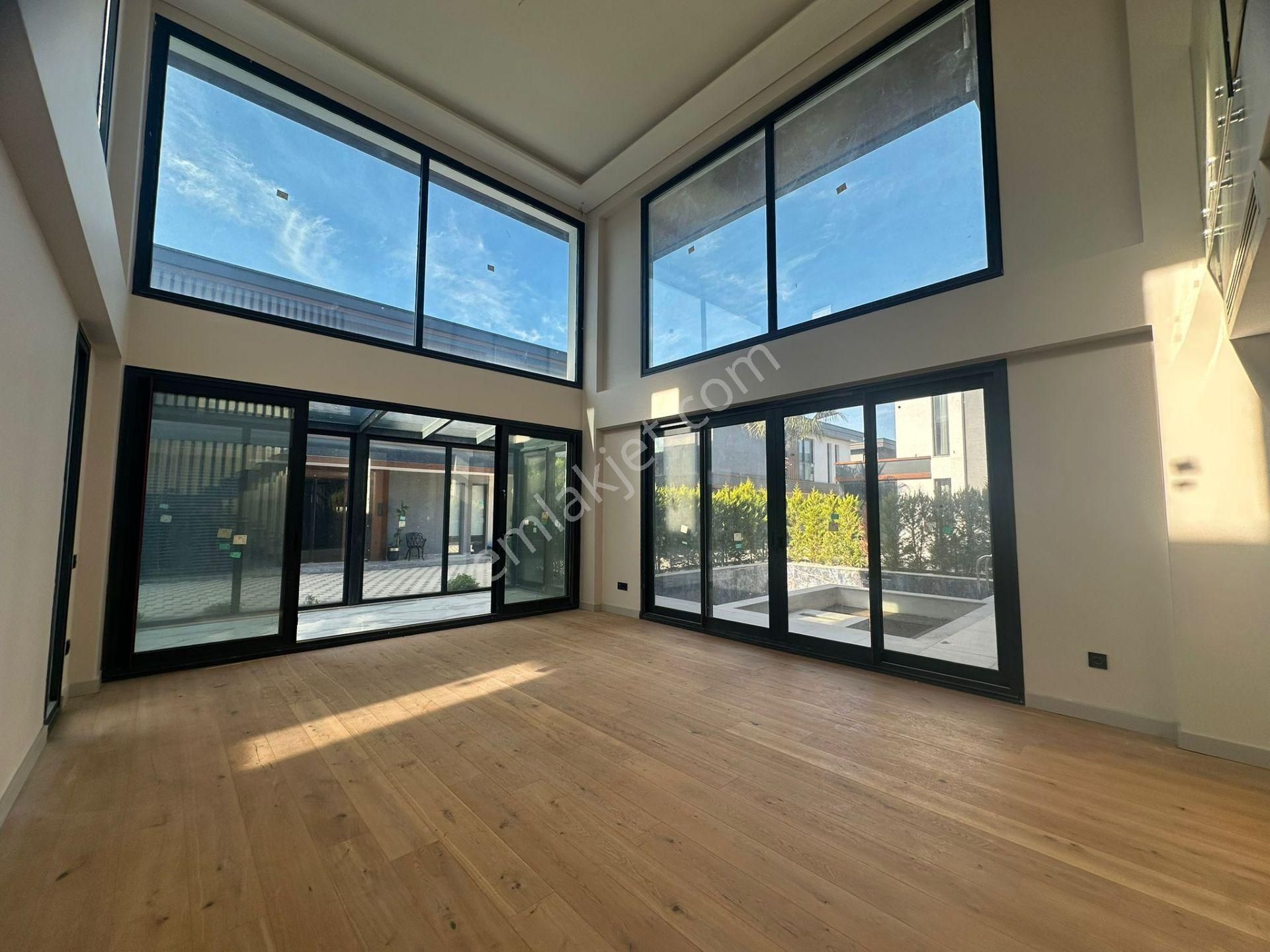 Sasalı'da Müstakil Havuzlu Otoparklı 220 M2 Satılık Villa - Görsel 33