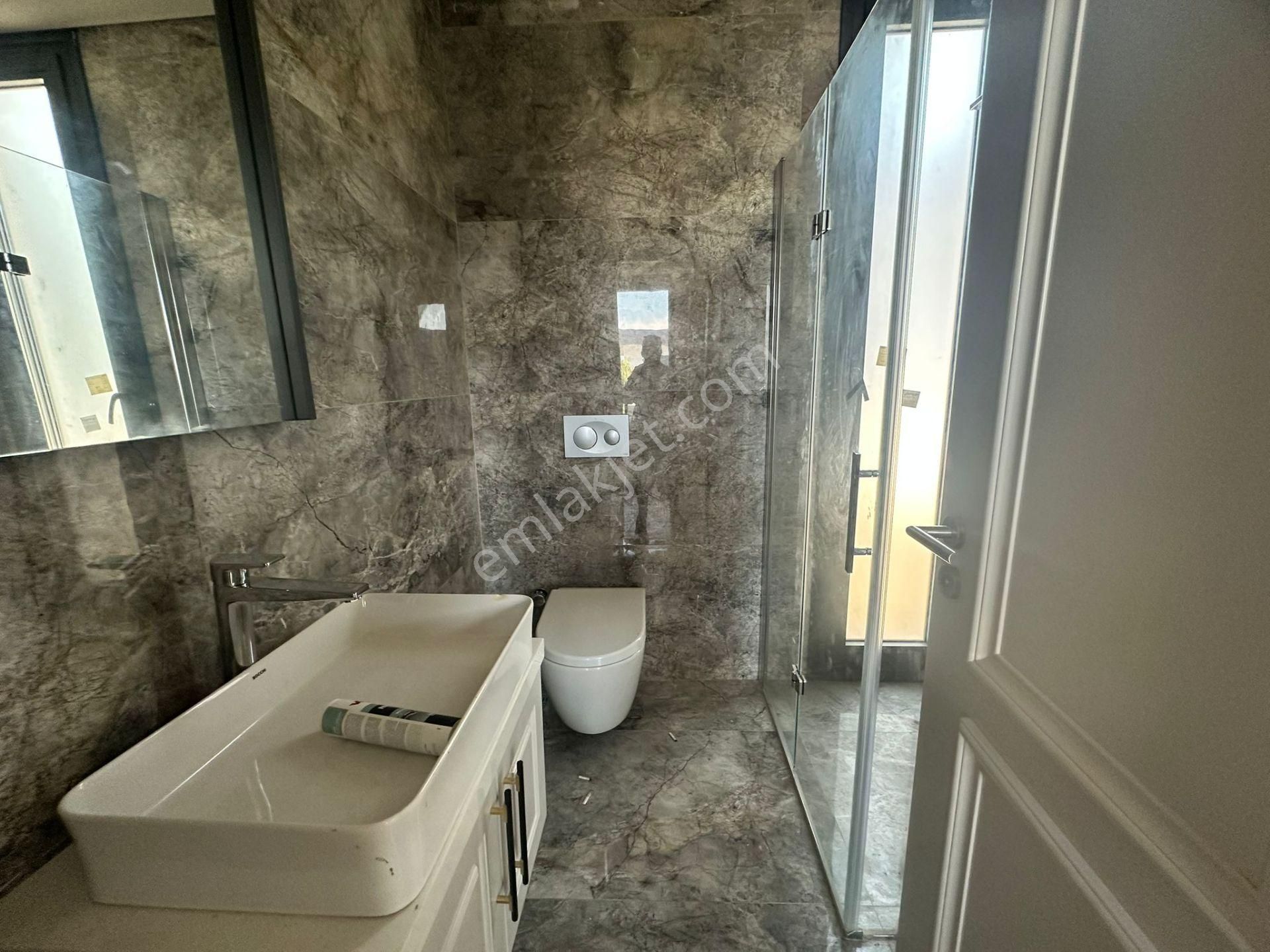 Sasalı'da Müstakil Havuzlu Otoparklı 220 M2 Satılık Villa - Görsel 10