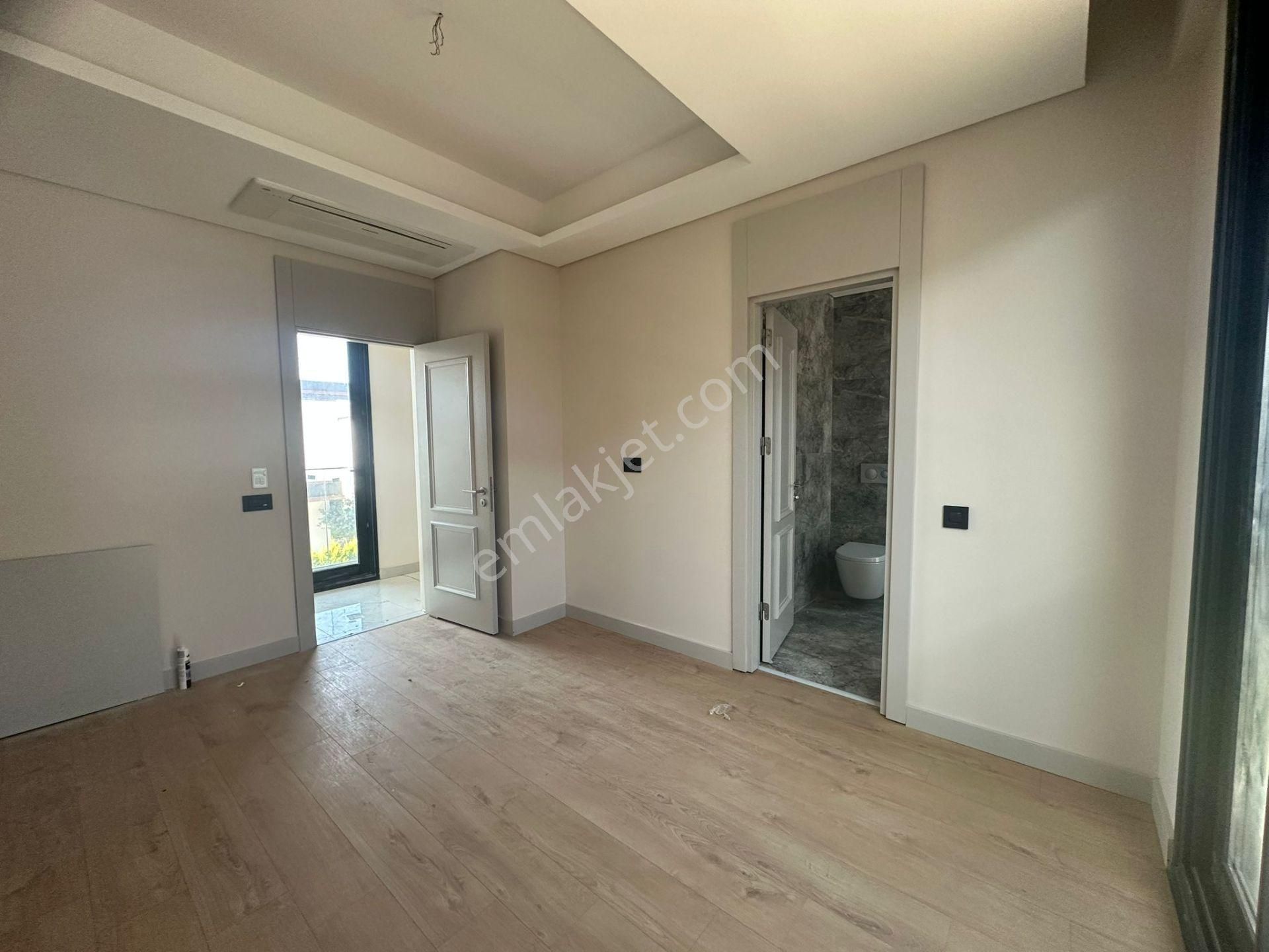 Sasalı'da Müstakil Havuzlu Otoparklı 220 M2 Satılık Villa - Görsel 19