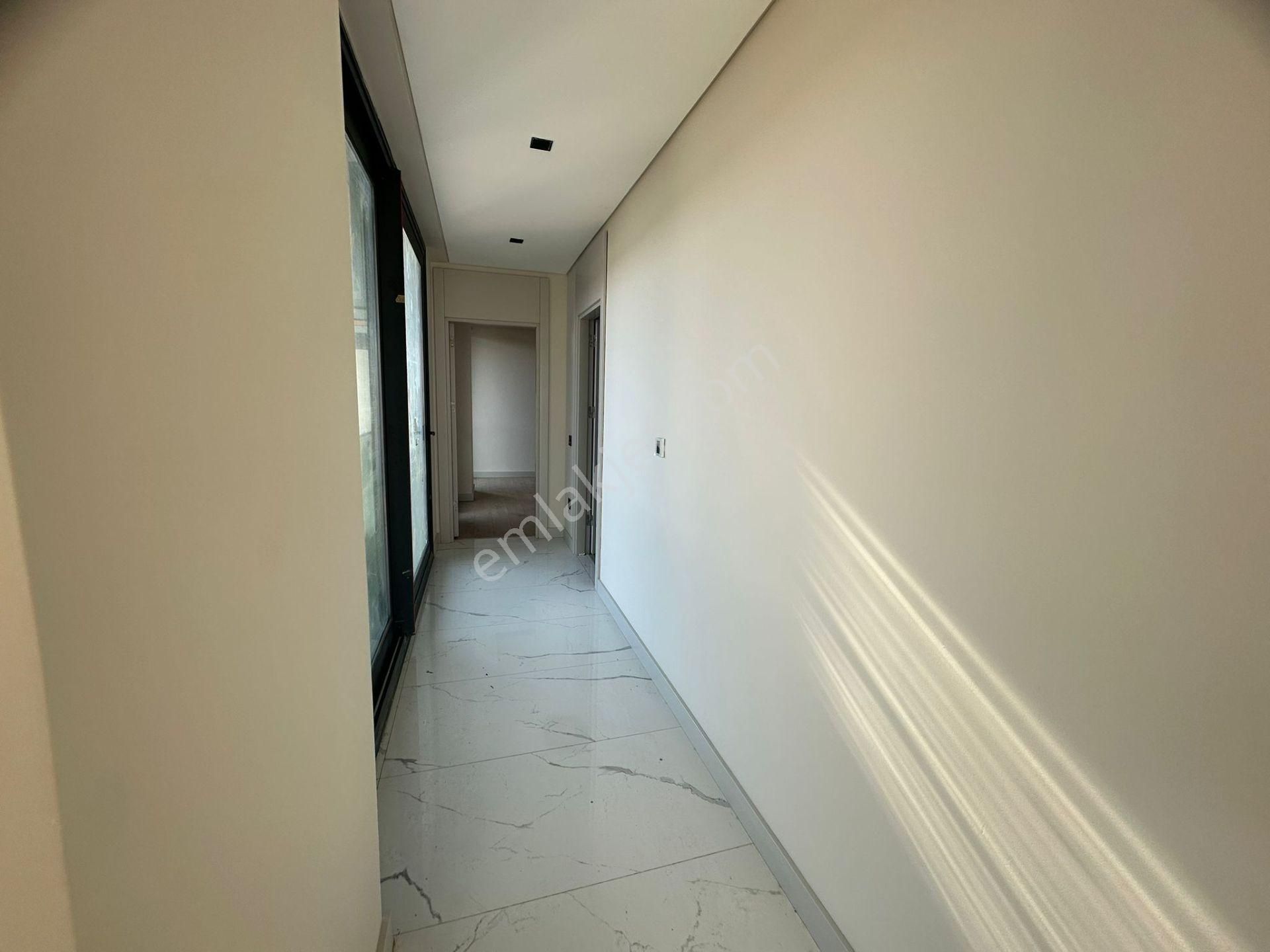 Sasalı'da Müstakil Havuzlu Otoparklı 220 M2 Satılık Villa - Görsel 17