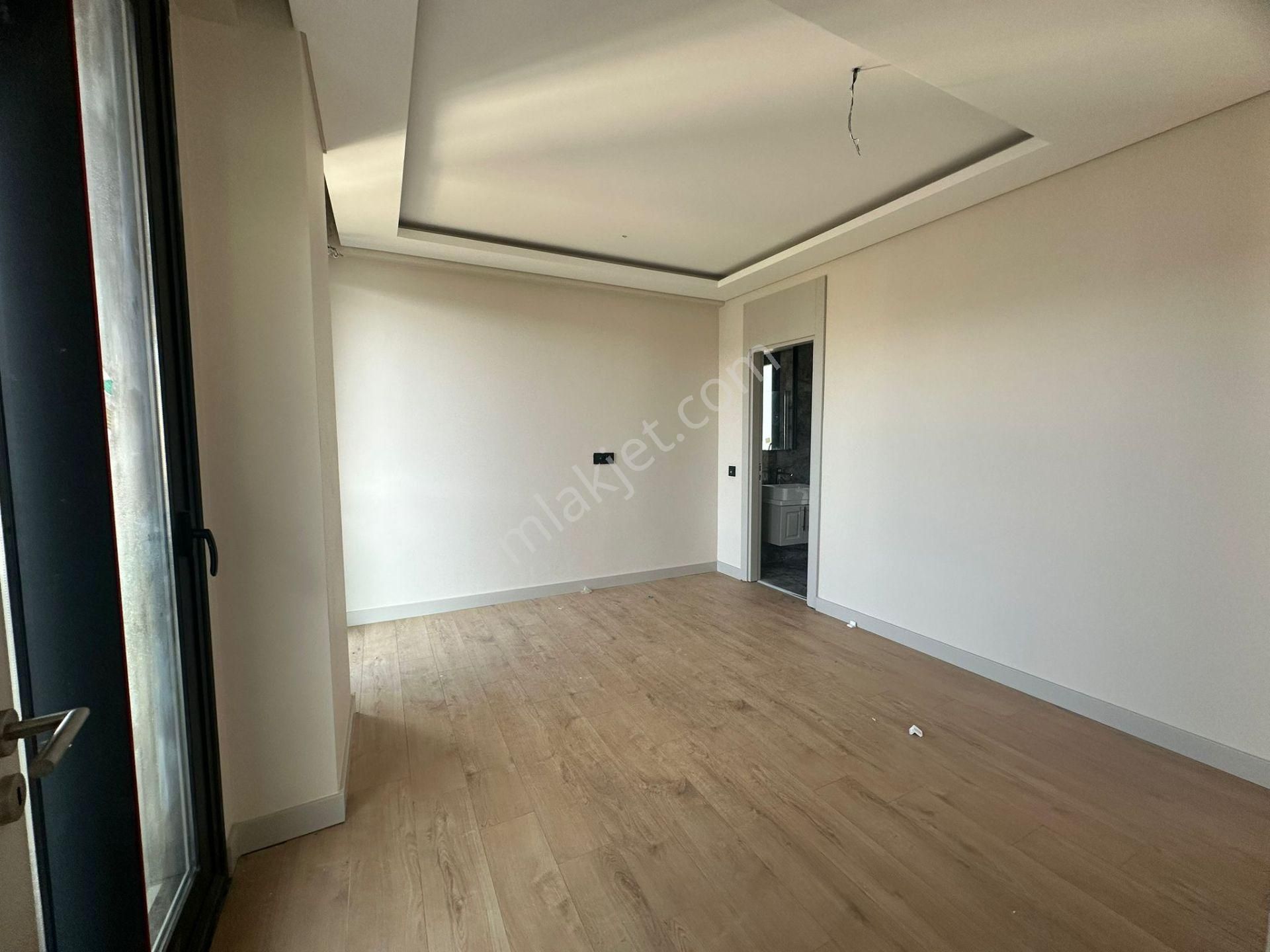 Sasalı'da Müstakil Havuzlu Otoparklı 220 M2 Satılık Villa - Görsel 12