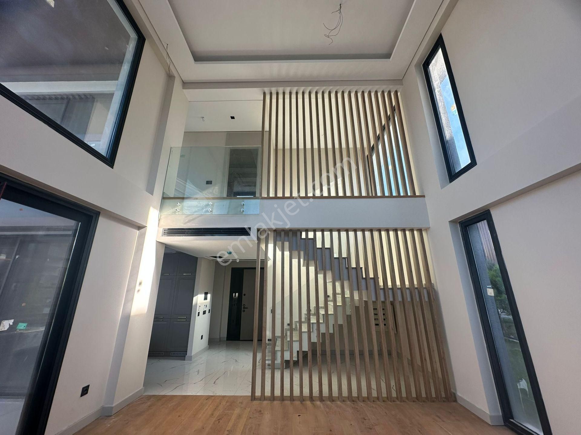 Sasalı'da Müstakil Havuzlu Otoparklı 220 M2 Satılık Villa - Görsel 31